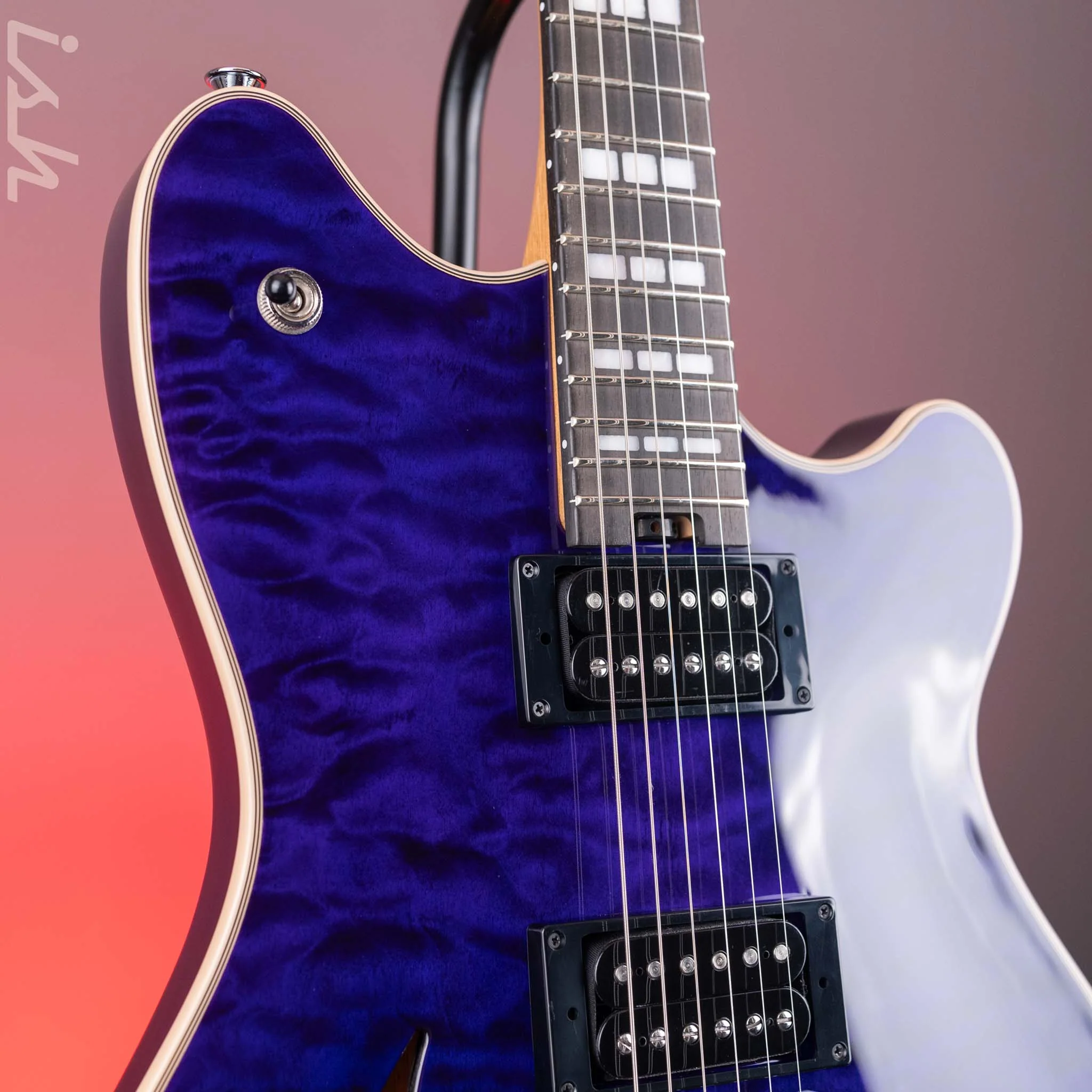 EVH SA-126 Special Semi-Hollow Electric Guitar Transparent Purple - Image 3