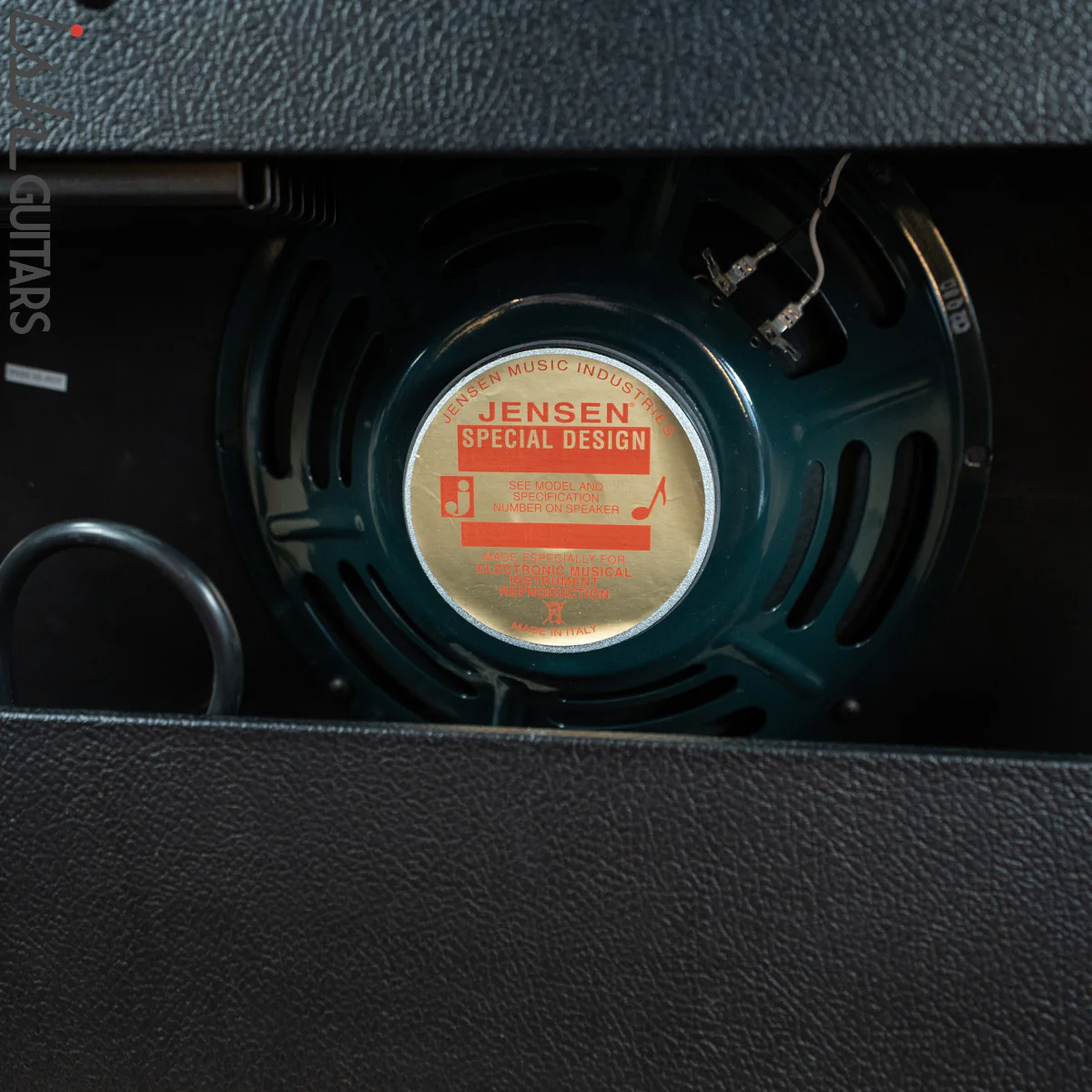 Fender Deluxe Reverb ‘64 Custom Hand- Wired Guitar Combo Amp - Image 8