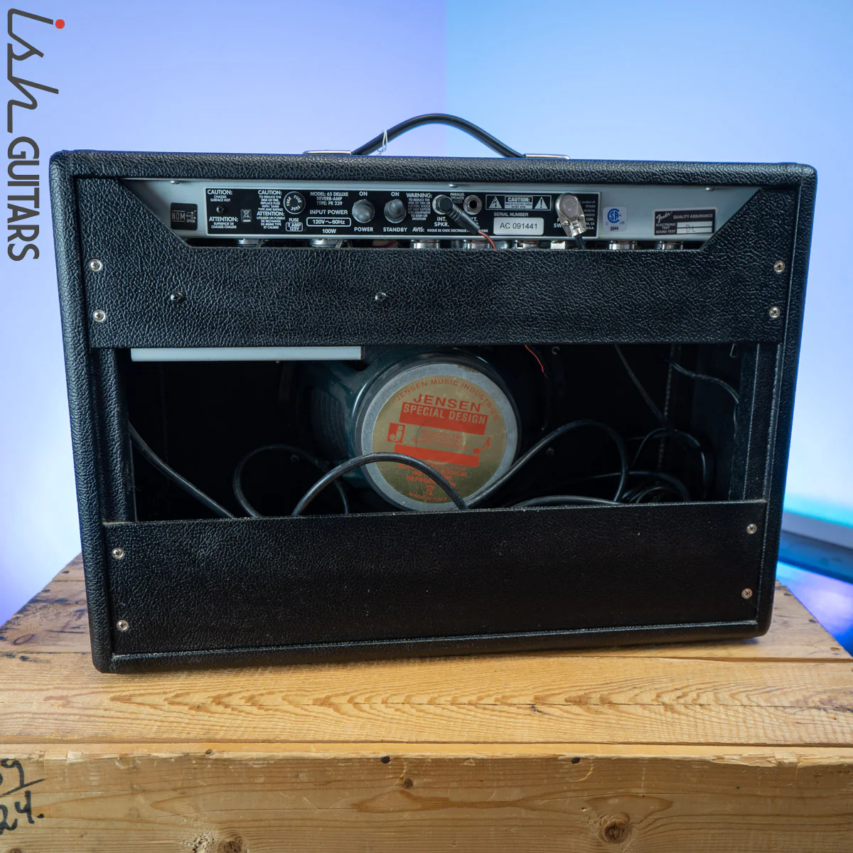 Fender 65' Deluxe Reverb Reissue - Image 9