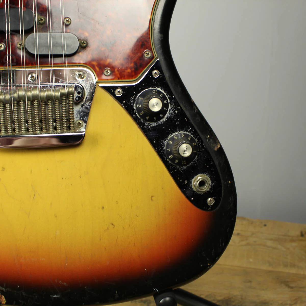 1965 Fender Electric XII 12 String Sunburst - Image 4