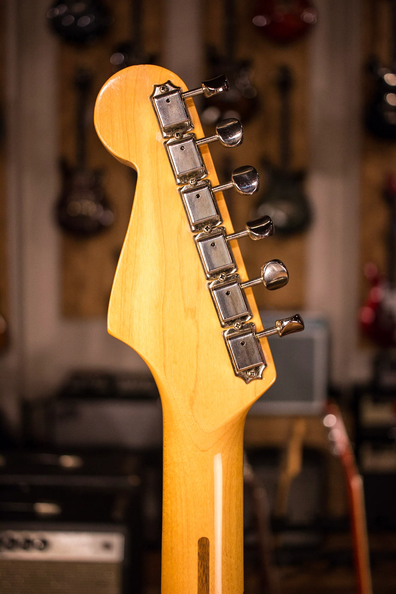 1985 Fender Stratocaster 57 Reissue AVRI Fullerton Candy Apple Red Maple Fretboard - Image 10