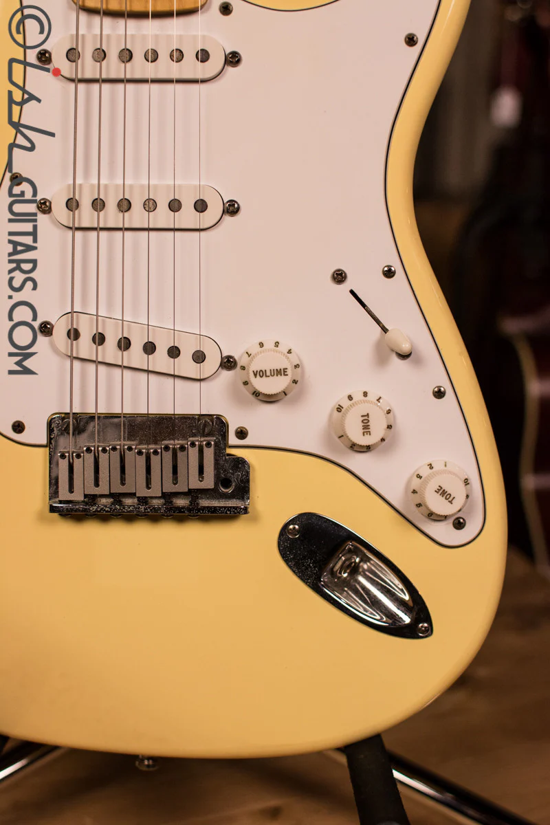 Fender USA Stratocaster 90's Rare Color [Used] - Image 4