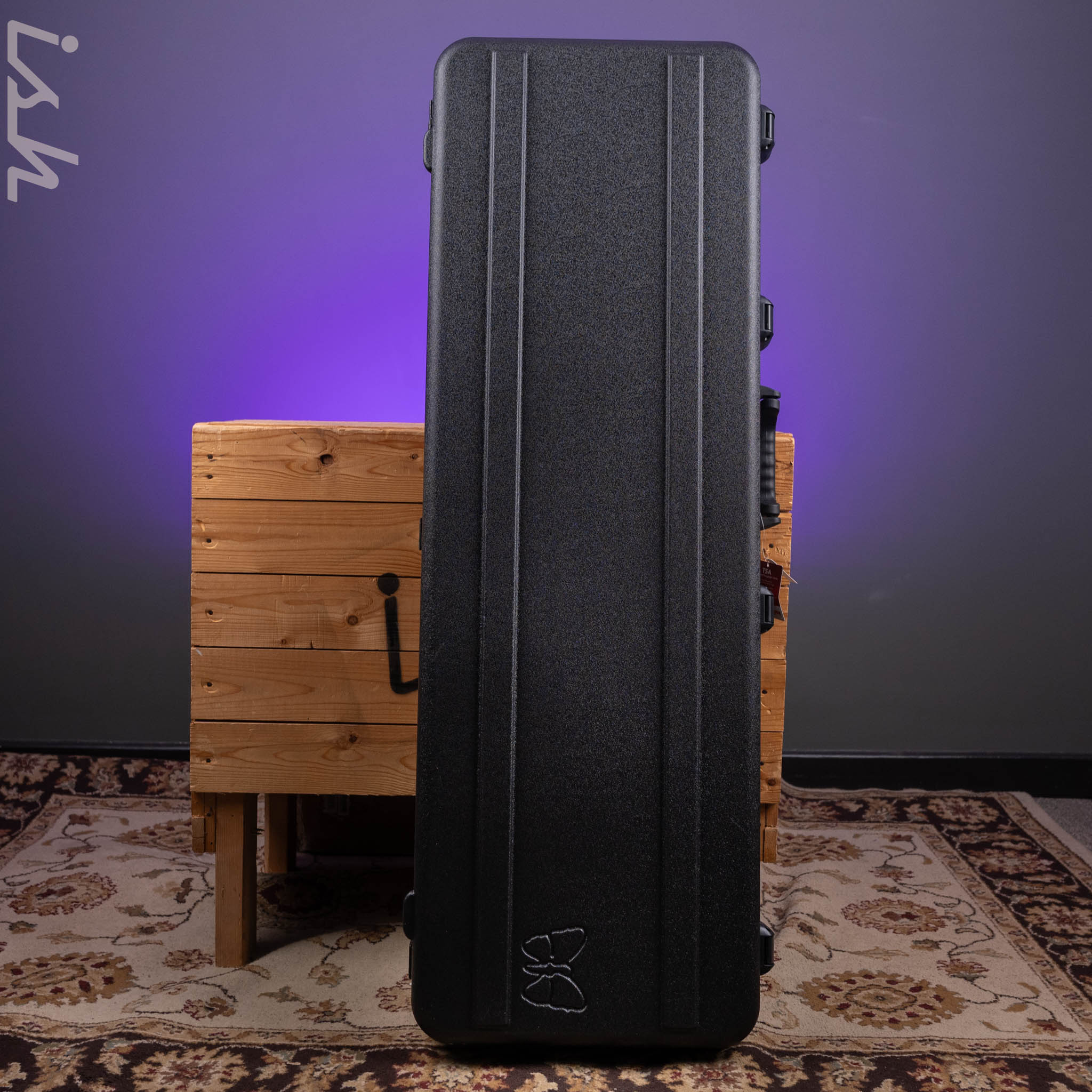 Fodera Monarch Deluxe 4 String Bass-Solid Body - Image 14