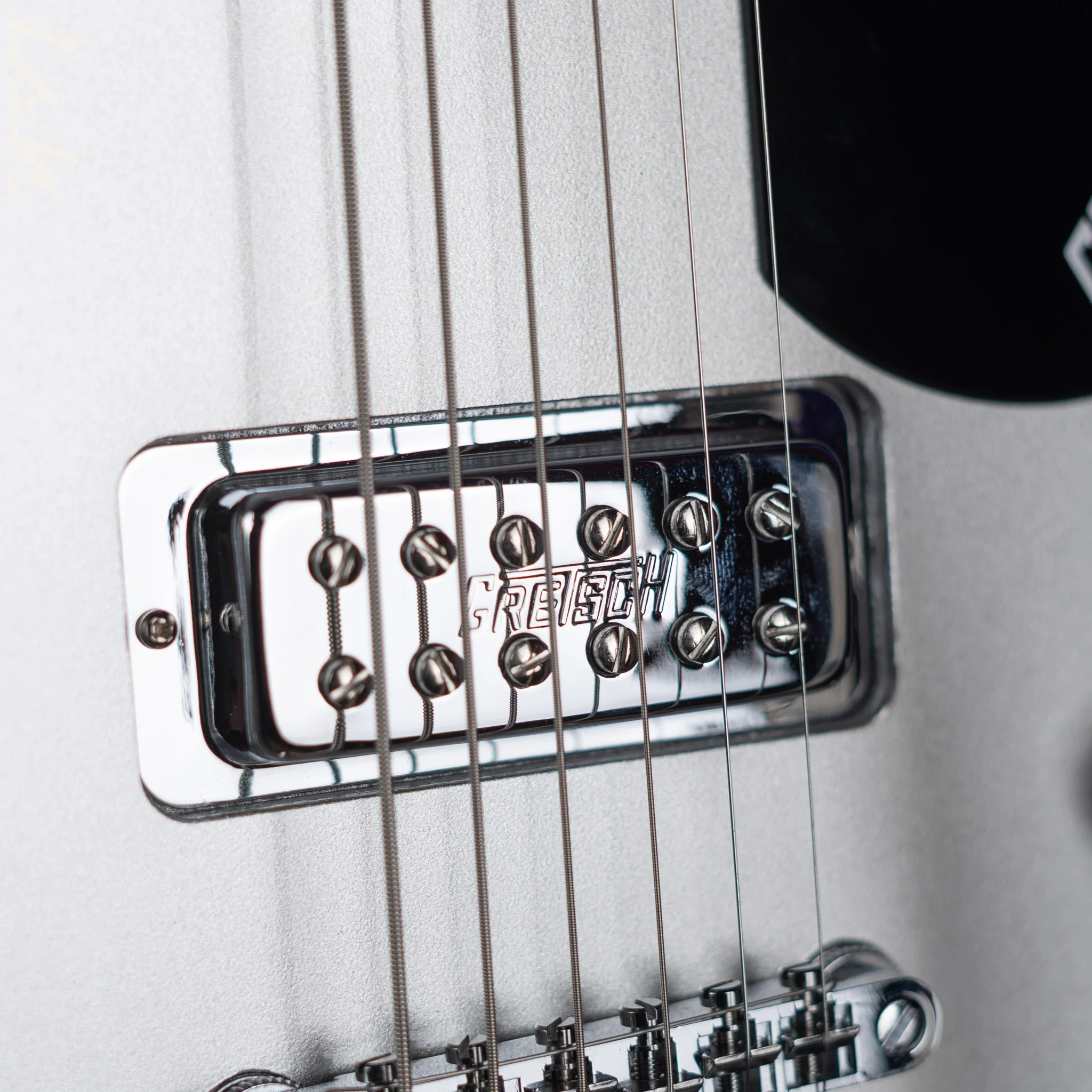 2021 Gretsch G5260T Electromatic Baritone w/ Bigsby Silver - Image 6