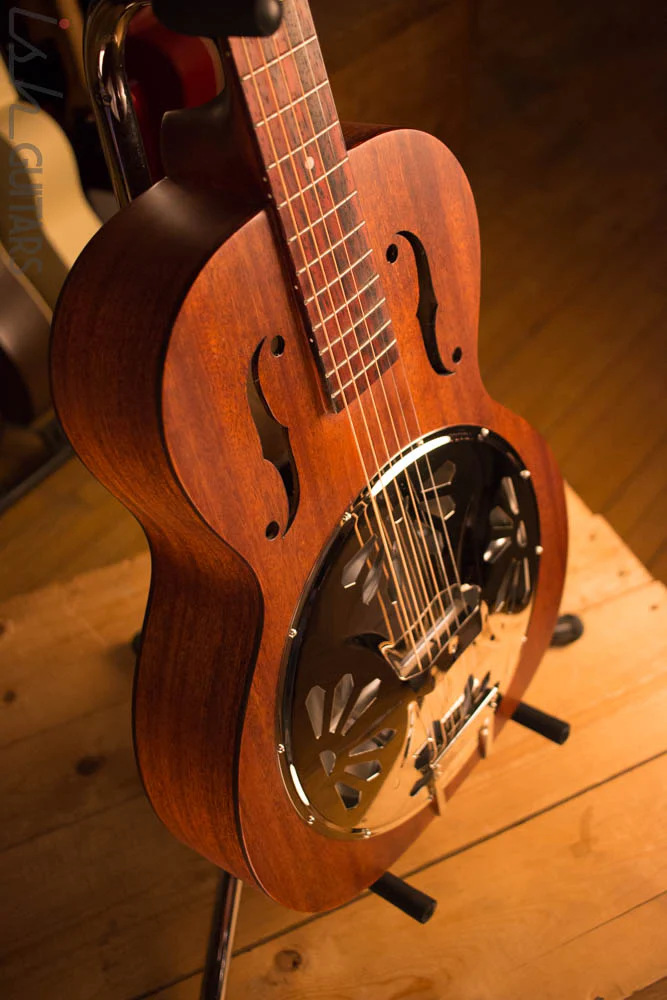 Gretsch G9200 Boxcar Resonator Natural Top - Image 9