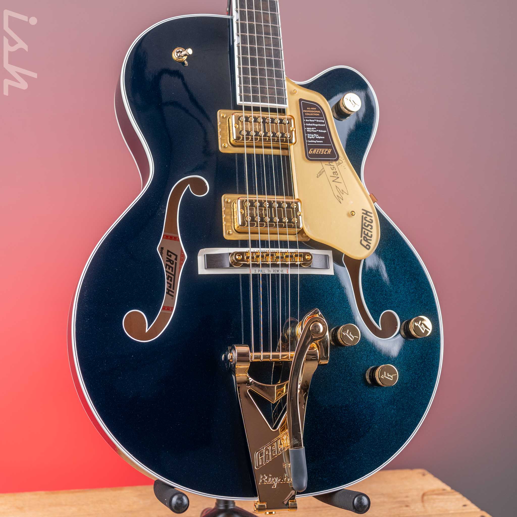 Gretsch Nashville® Hollow Body w/ String-Thru Bigsby® Midnight Sapphire Demo