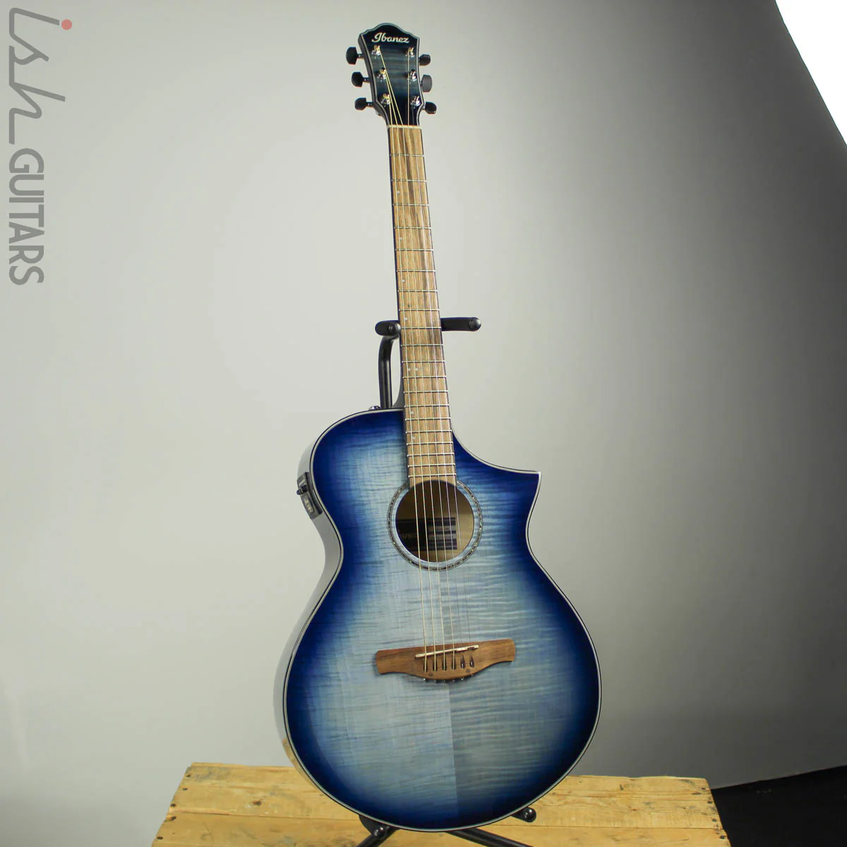 Ibanez AEWC400 Indigo Blue Burst Acoustic Electric - Image 2