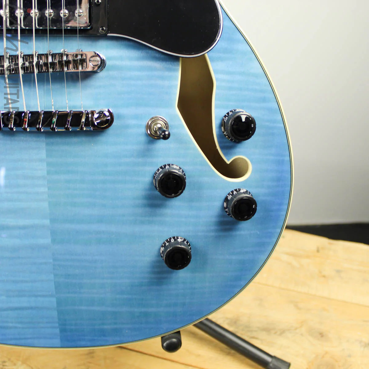 Ibanez Artcore AS73FM Azure Blue Gradation - Image 3
