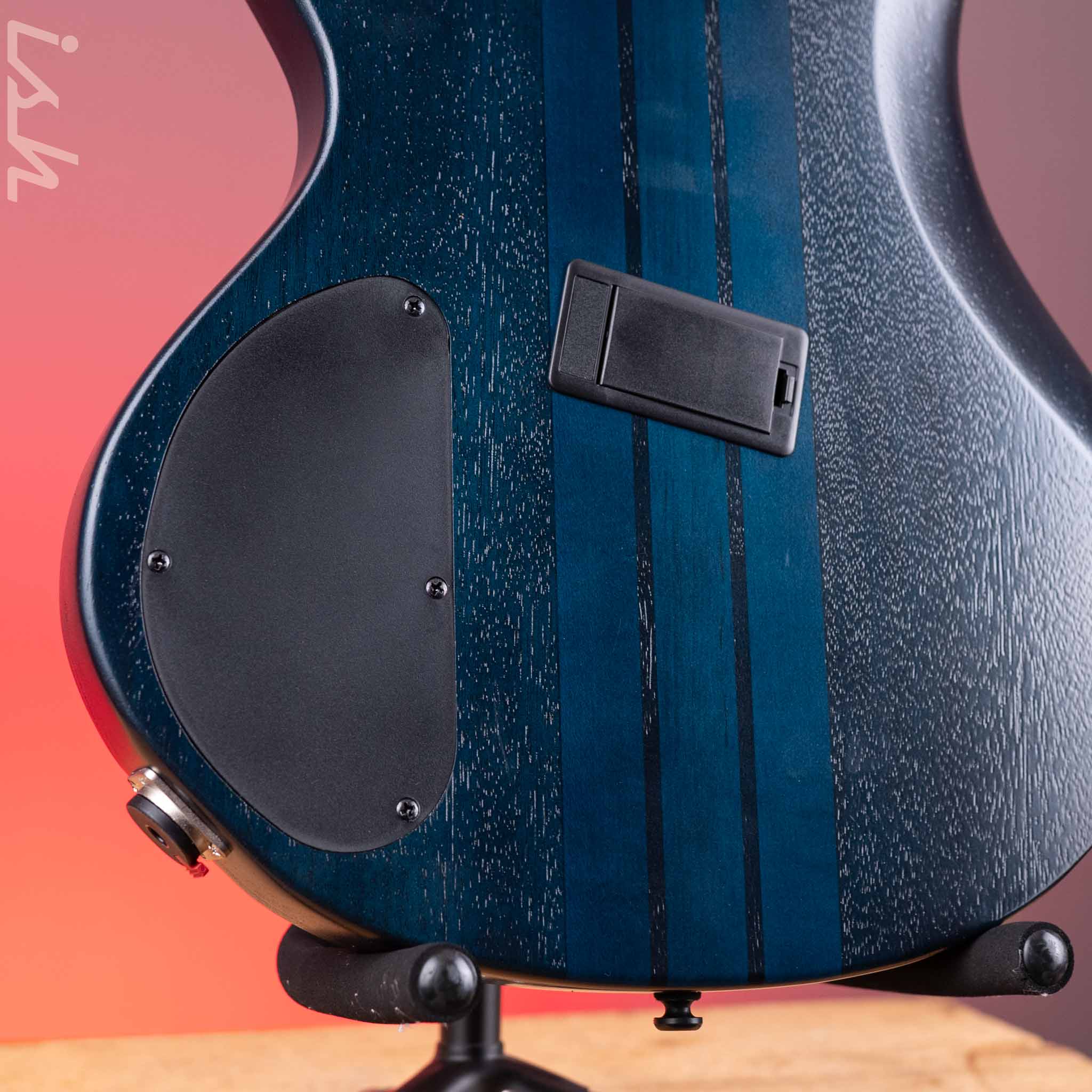 Ibanez BTB Bass Workshop Multi-Scale 5-String Bass Cosmic Blue Starburst Demo - Image 9