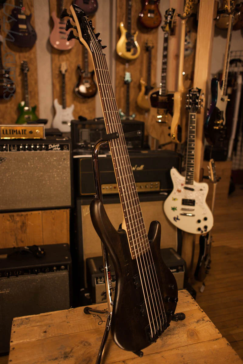 Ibanez Gio GSR206B 6 String Bass - Image 9