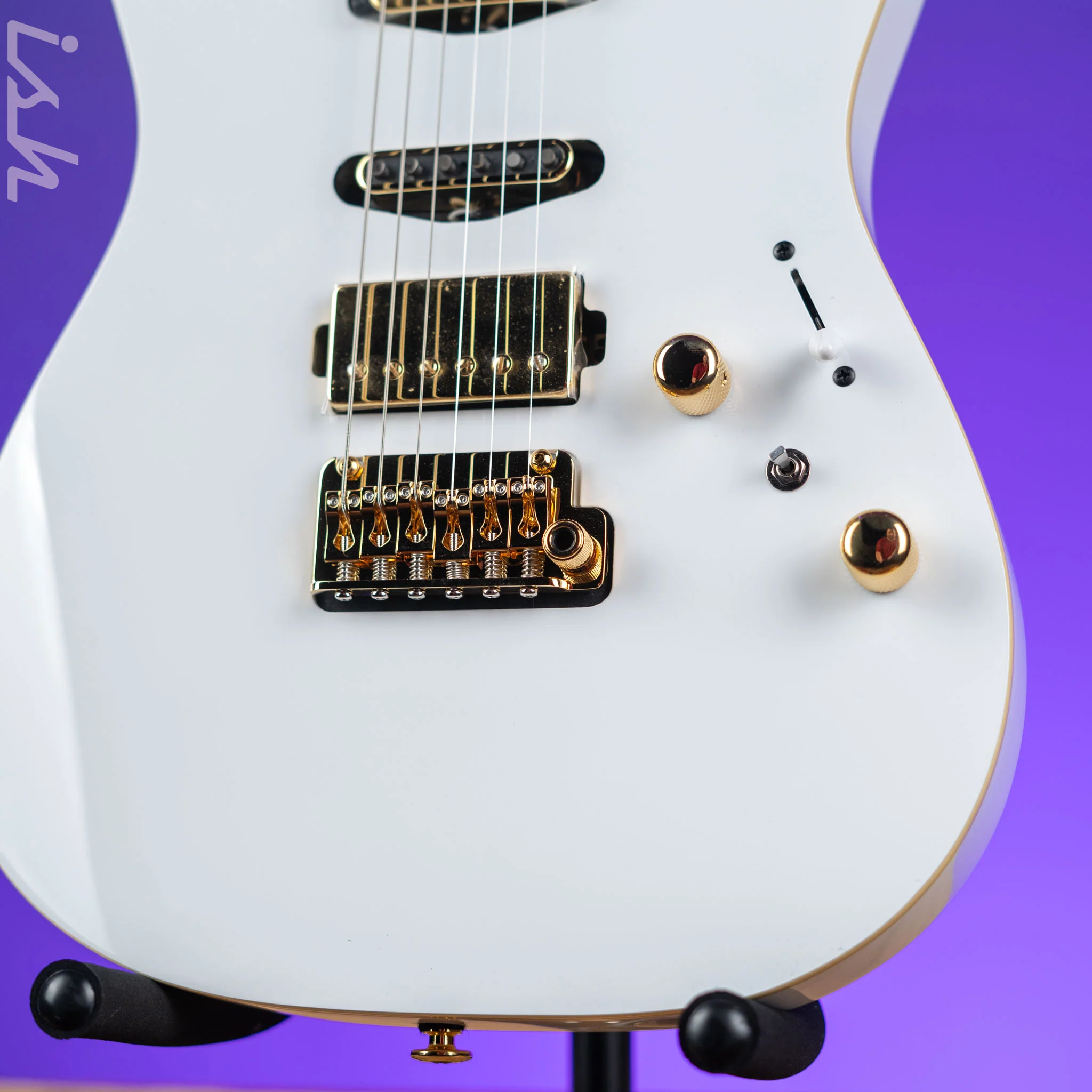 Ibanez LB1 Lari Basilio Signature Prestige Electric Guitar White - Image 4