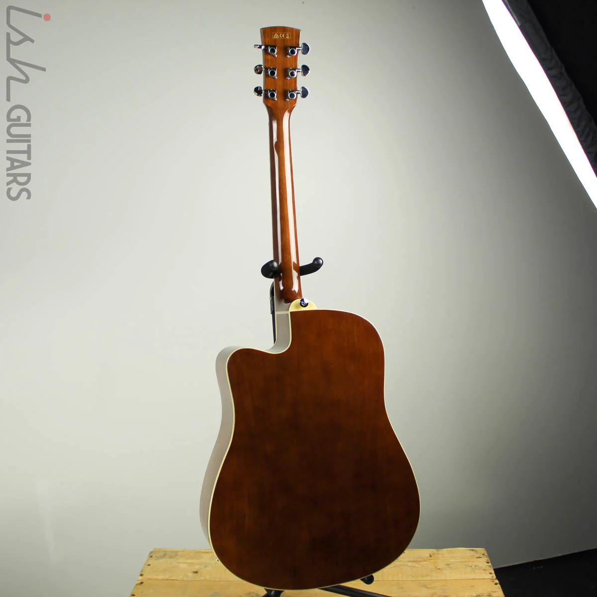 Ibanez PF15ECE-NT Natural - Image 7