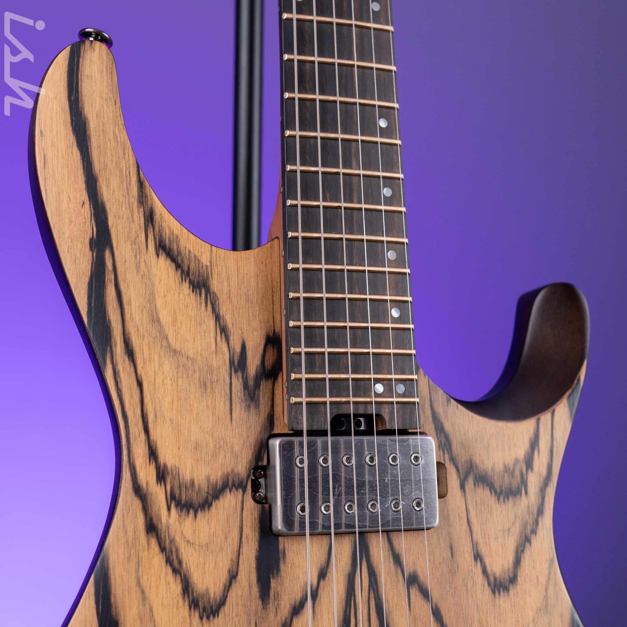 Ibanez Q52 Standard Electric Guitar Pale Moon Ebony - Image 3
