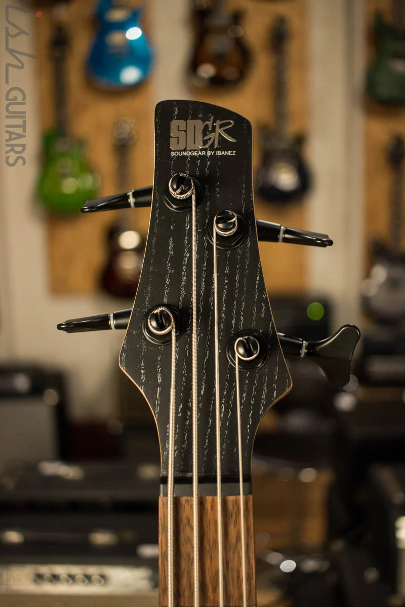 Ibanez SR670 Silver Wave Black Electric Bass - Image 5