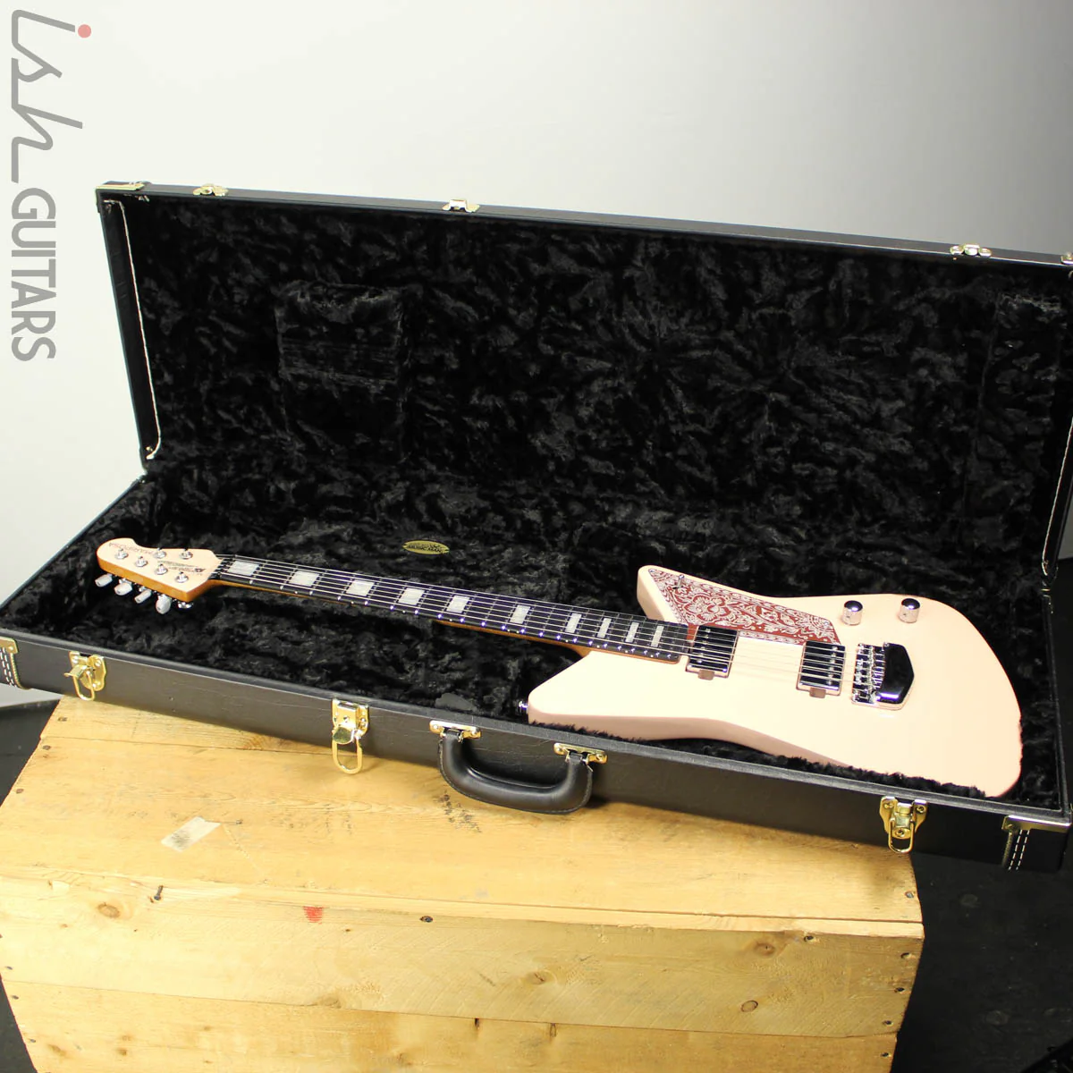 Ernie Ball Music Man Mariposa Pueblo Pink - Image 15