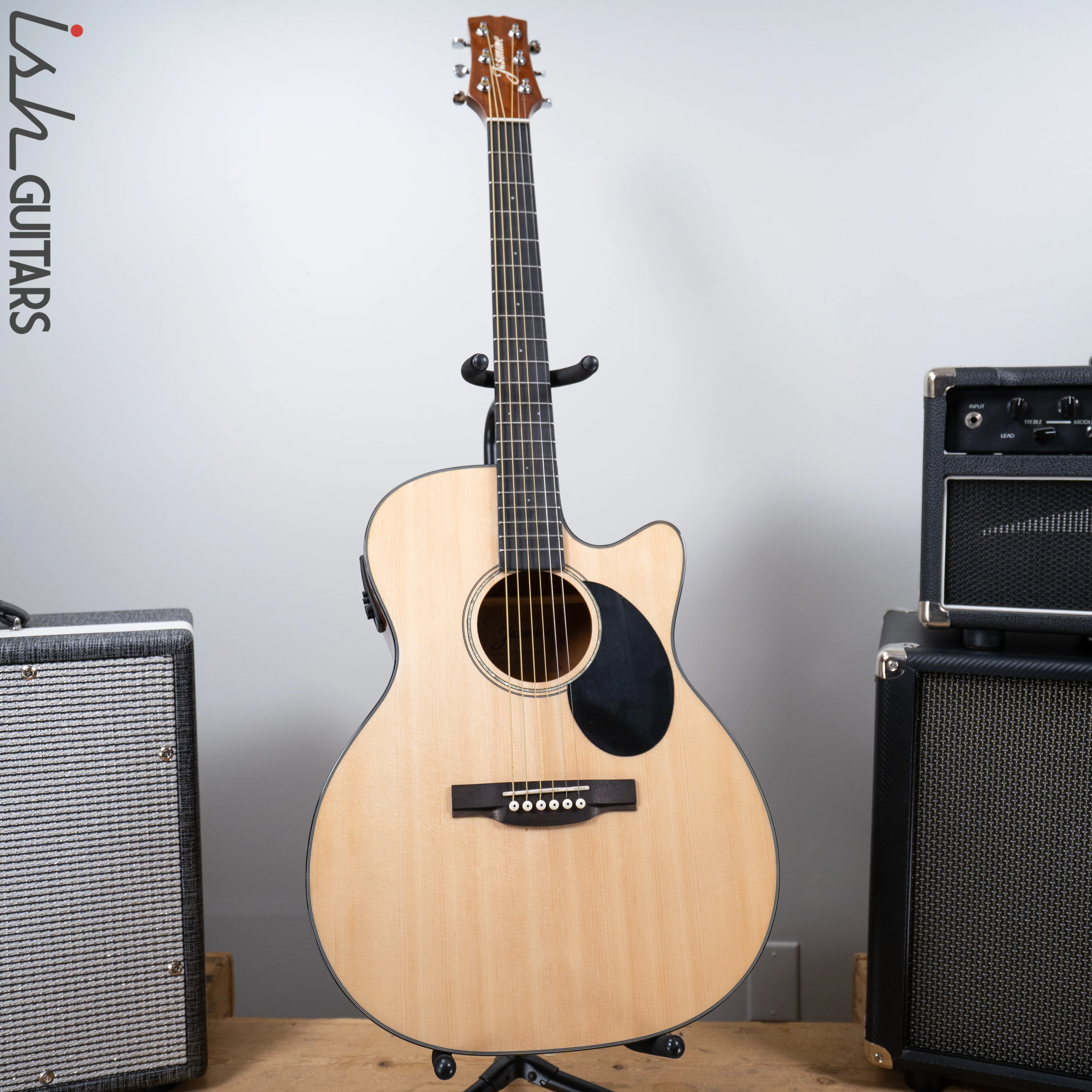 Jasmine JO36CE Natural Cutaway Acoustic-Electric - Image 2