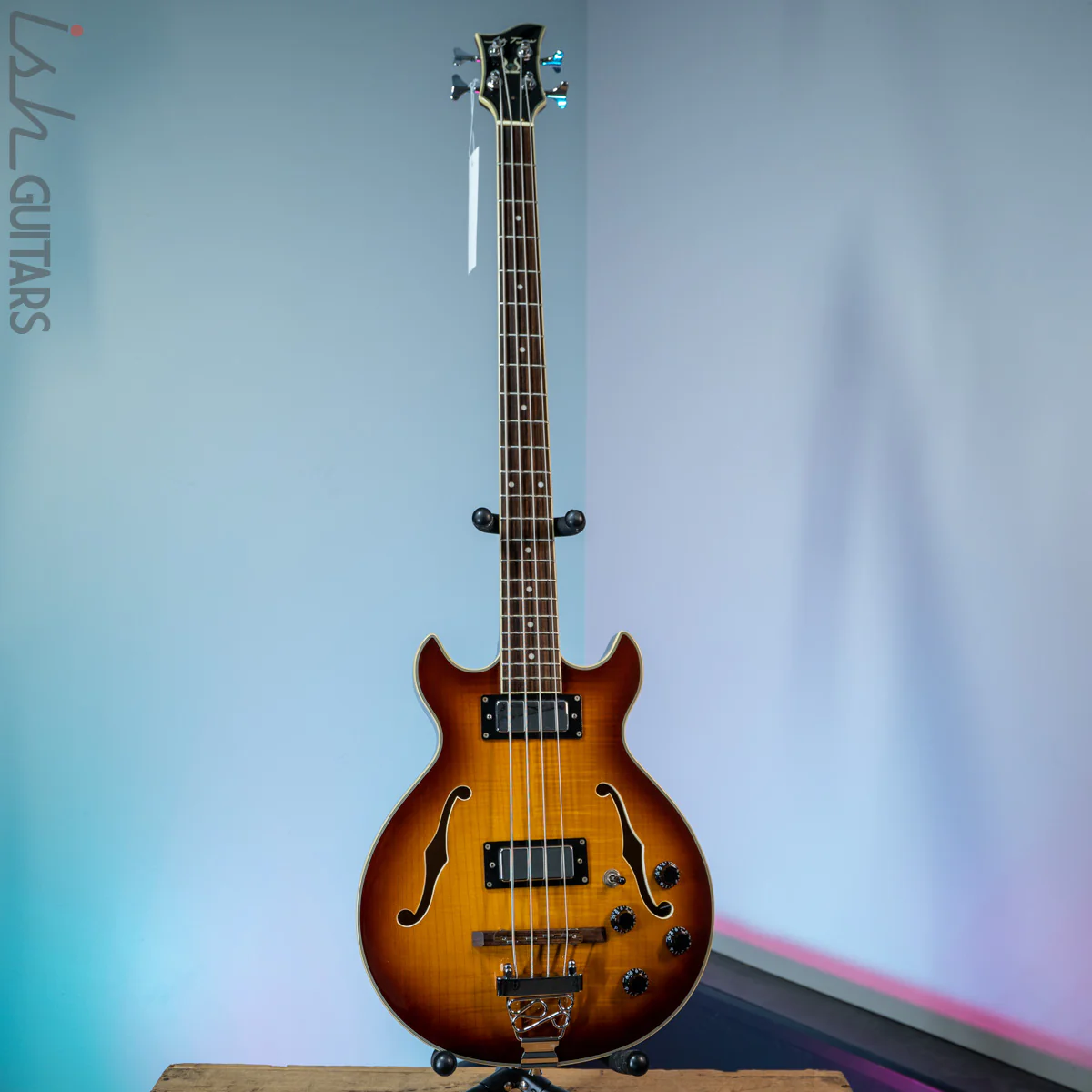 Jay Turser Semi-Hollow Bass Sunburst - Image 2