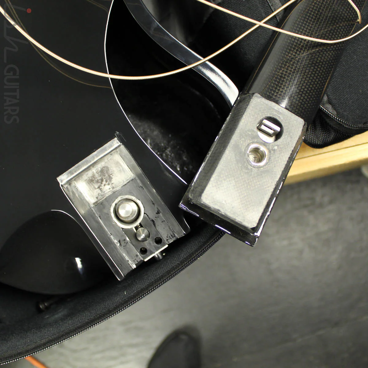 Journey Instruments Overhead OB660 Carbon Black Bass - Image 4