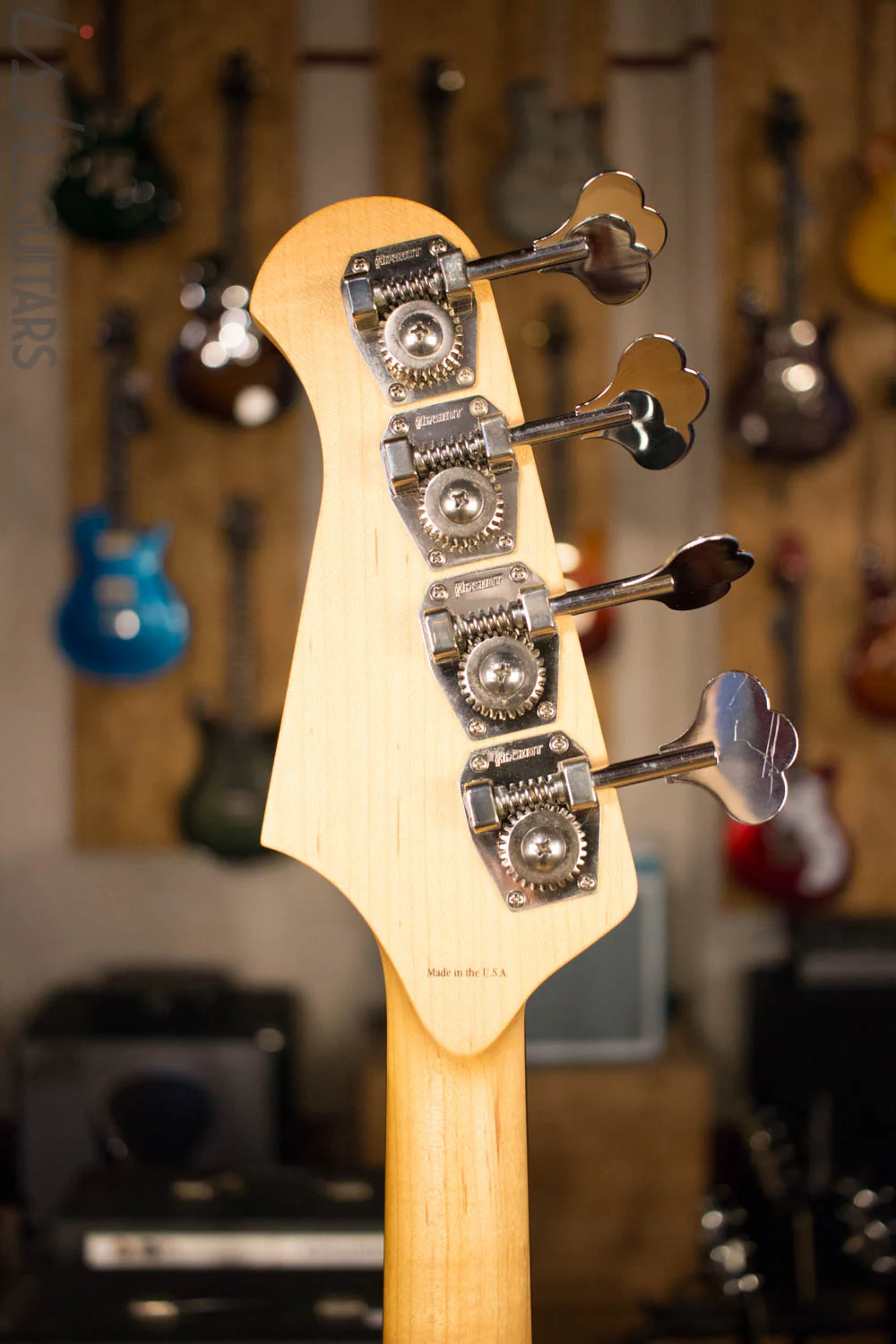 USA Lakland Decade Four String Gold Metallic - Image 6