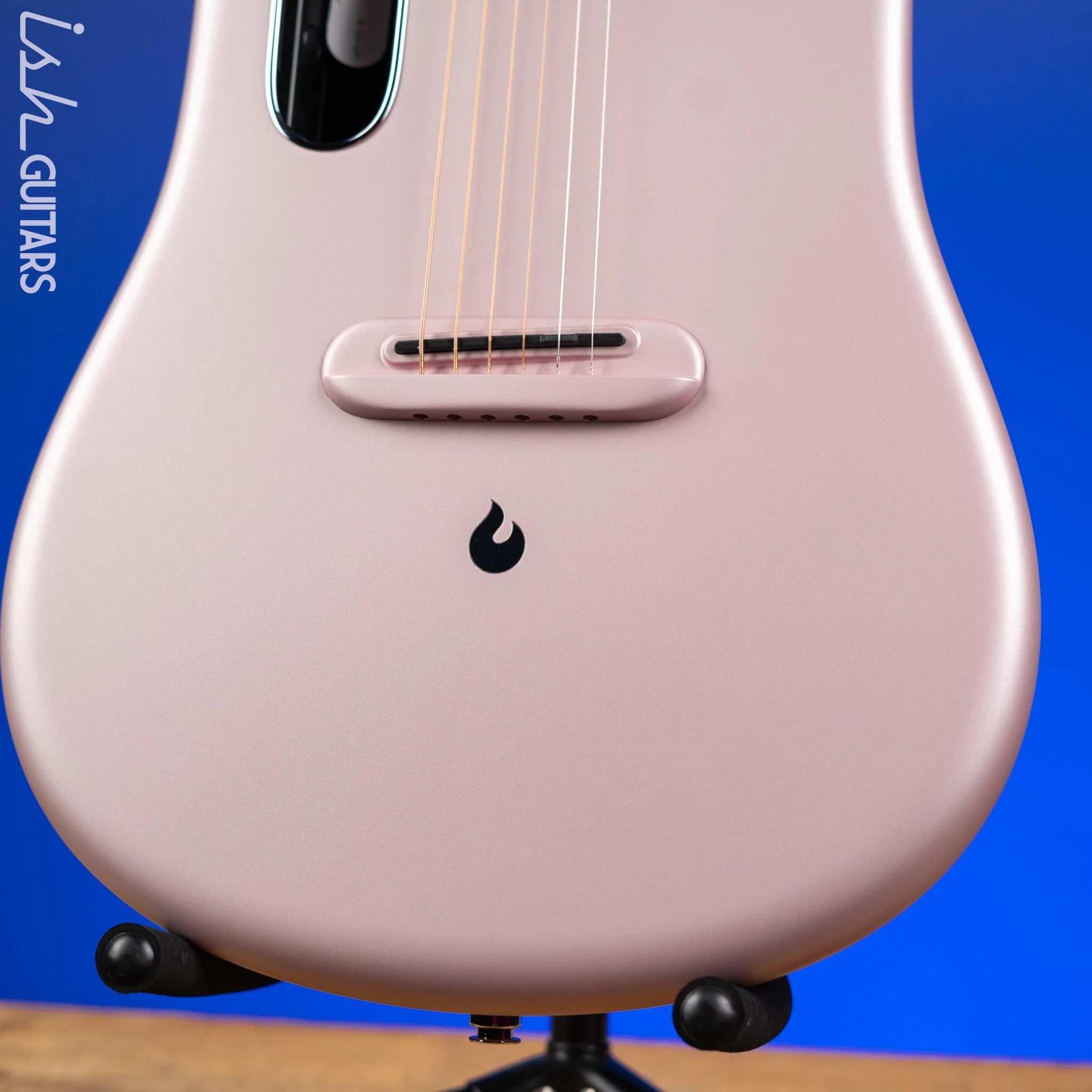 Lava Music LAVA ME 4 Carbon 36" Smart Acoustic-Electric Guitar Pink (w/ Airflow Bag) - Image 4