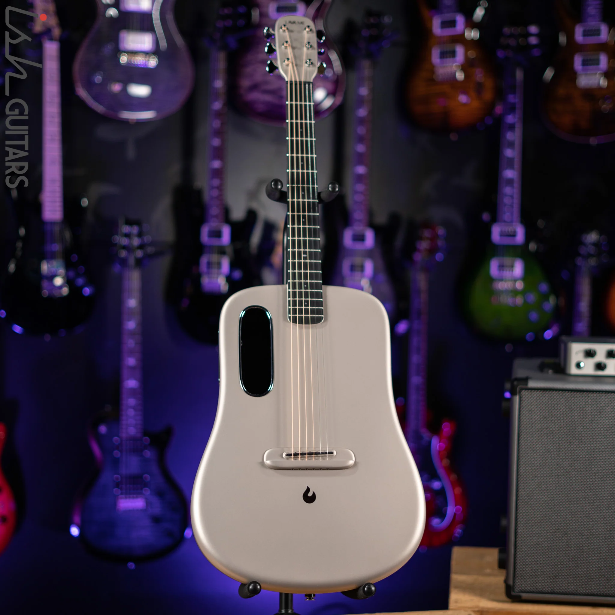 Lava Music Lava Me 3 Smart Acoustic Guitar 38" Soft Gold w/ Space Bag - Image 2