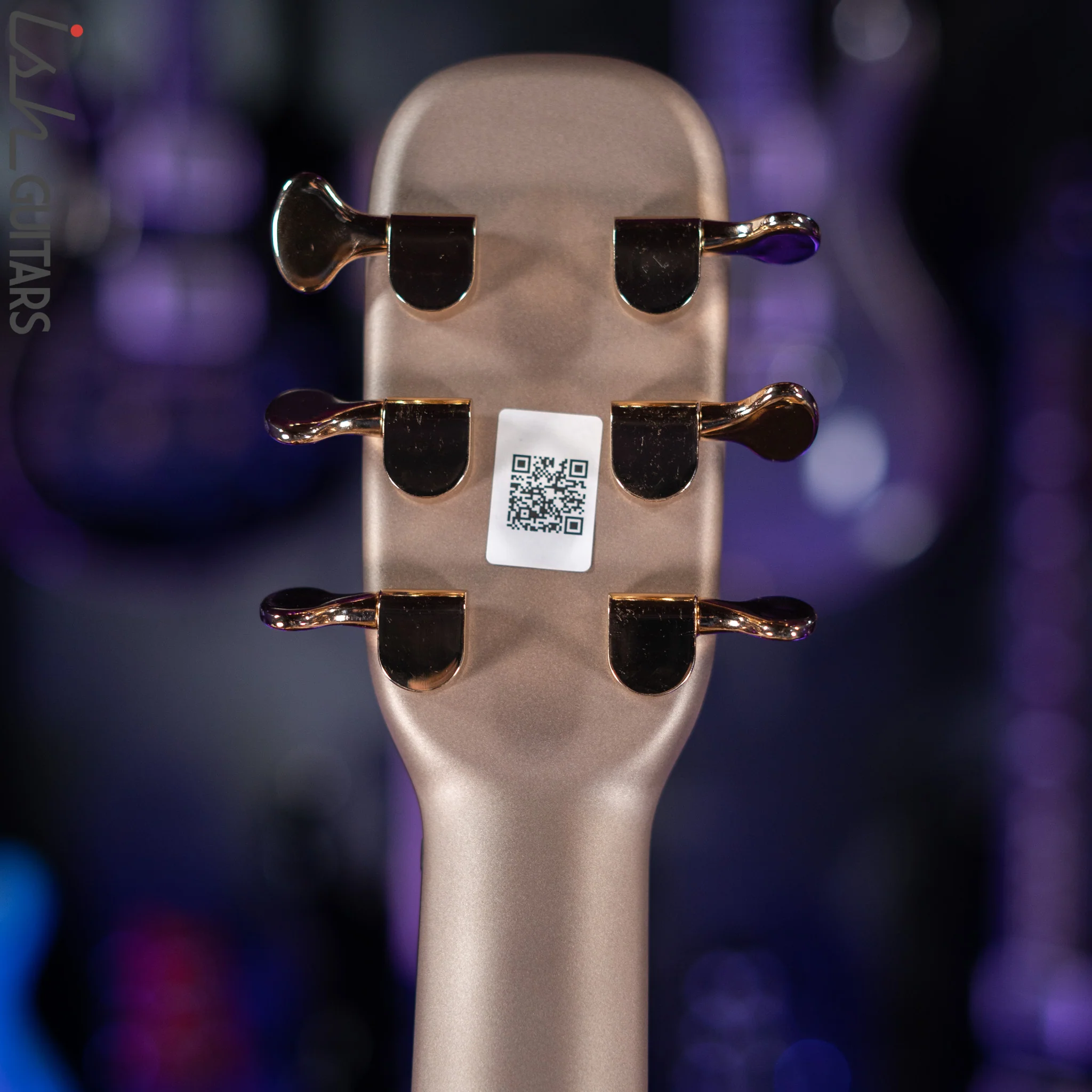 Lava Music Lava Me Pro Carbon Fiber Acoustic Guitar with Effects Black Gold - Image 10