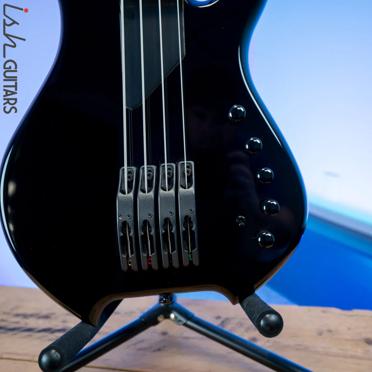 2009 Willcox Lightwave Sabre 4 String Bass Black - Image 4