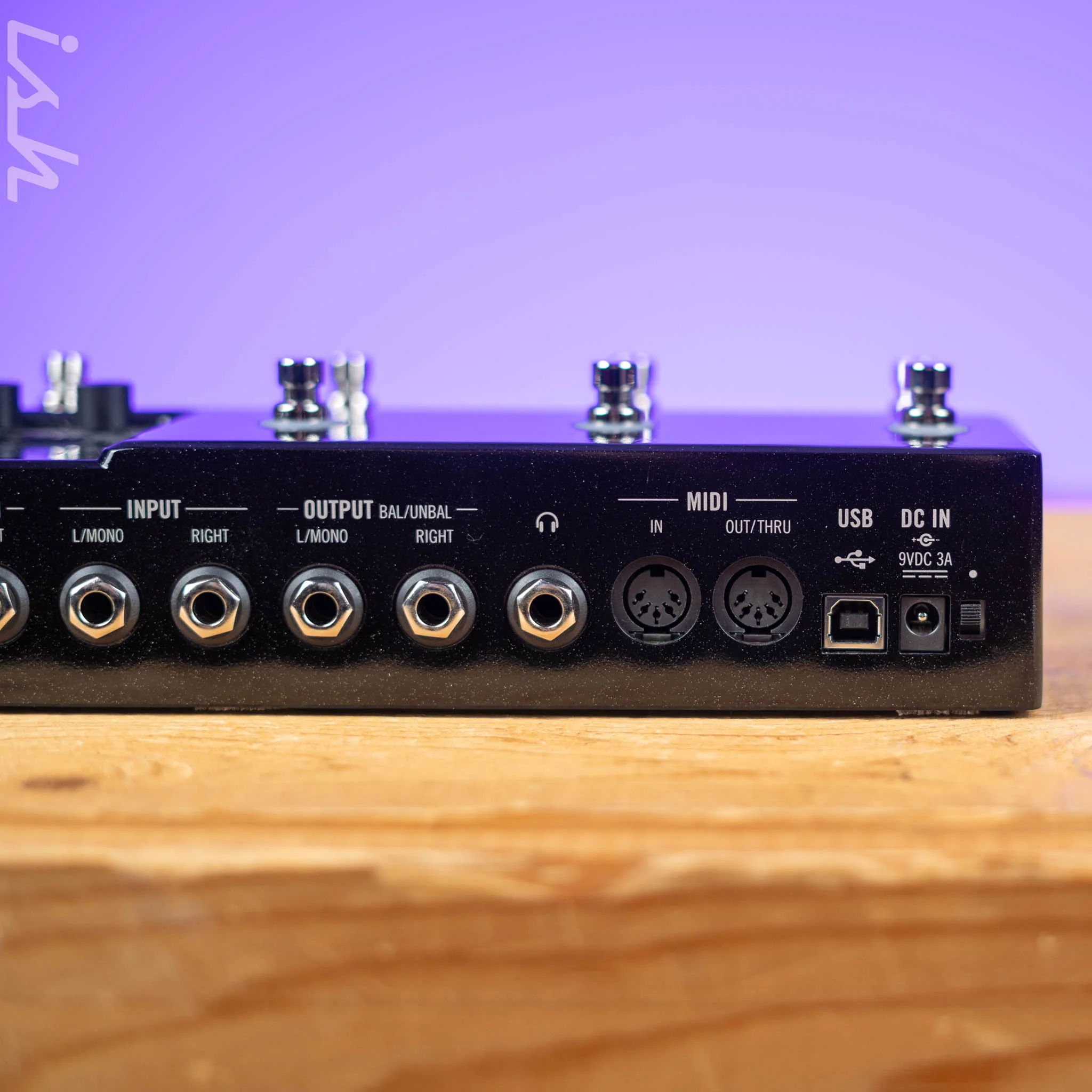 Line 6 HX Stomp XL Compact Amp & Effects Processor - Image 6