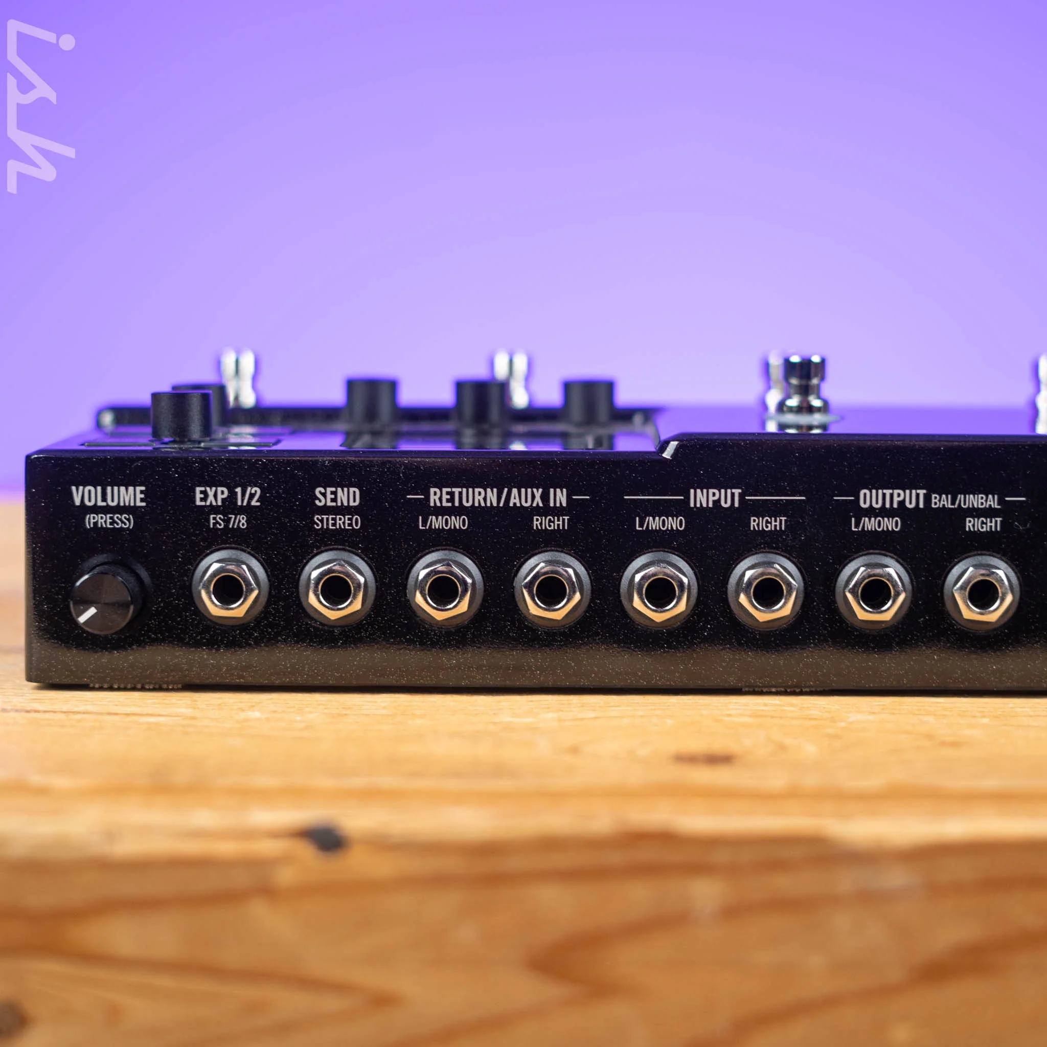 Line 6 HX Stomp XL Compact Amp & Effects Processor - Image 5