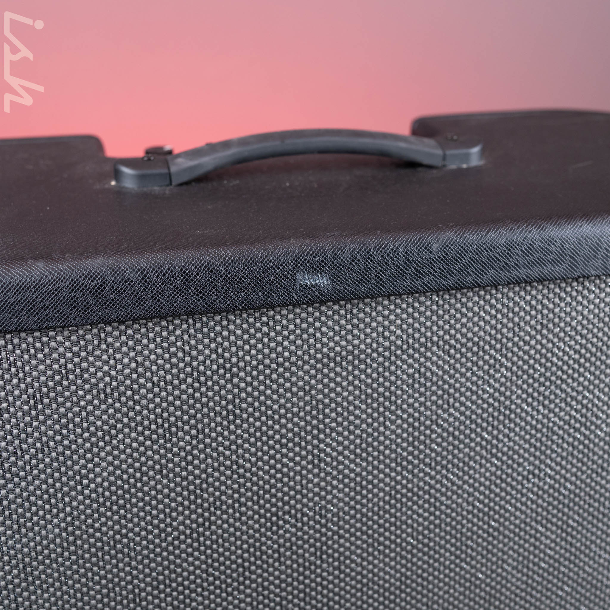 2020s Line 6 POWERCAB 112 Plus Active Guitar Speaker System - Image 3
