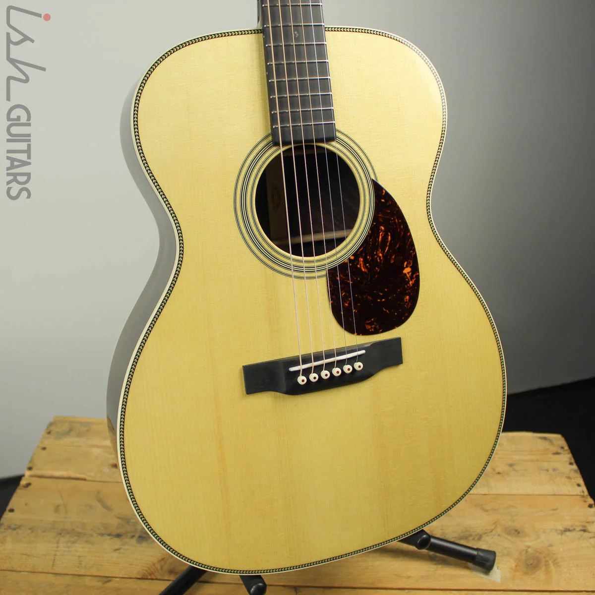 Martin Custom Shop 000-28 Wild Grain Rosewood Adirondack Spruce HD - Image 2