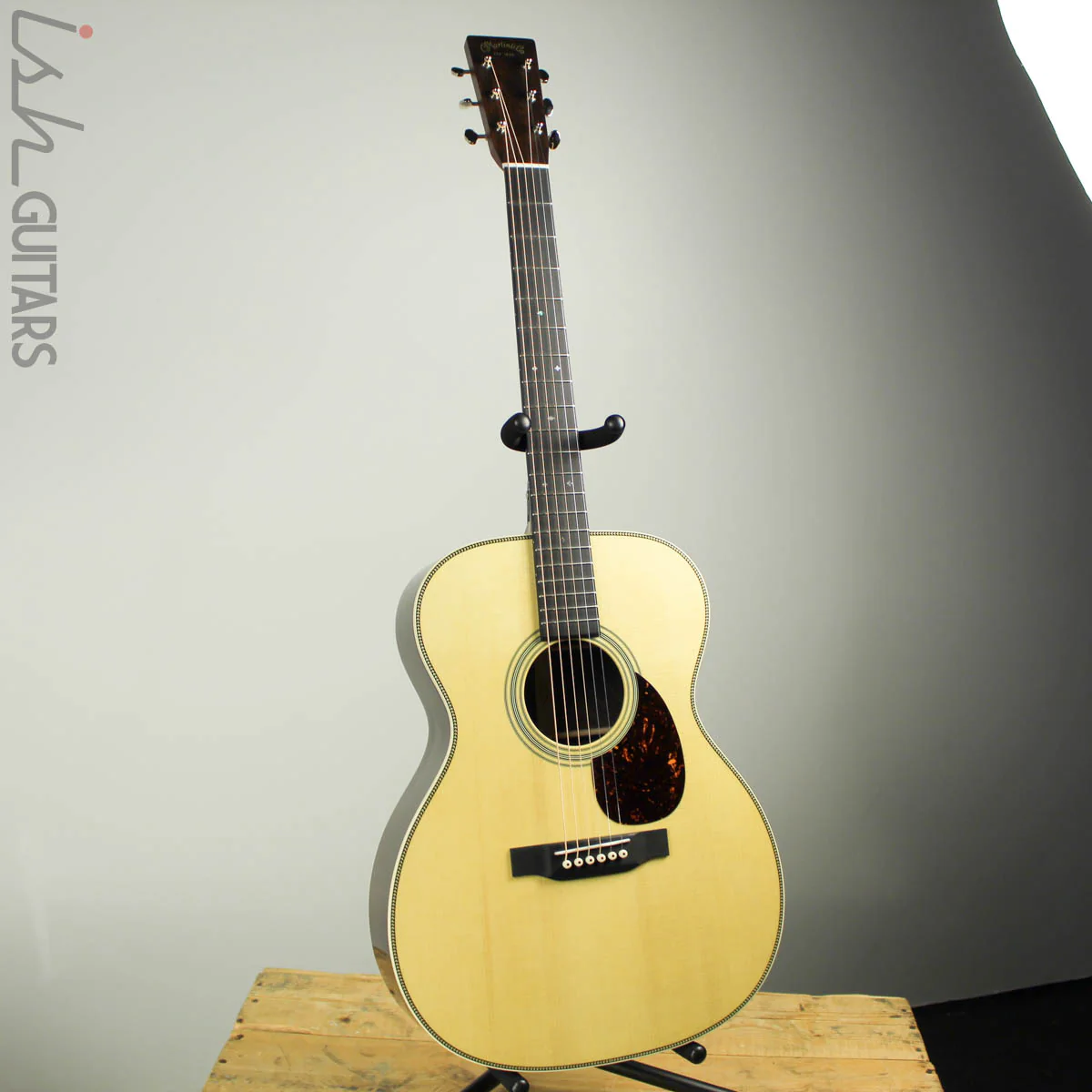 Martin Custom Shop 000-28 Wild Grain Rosewood Adirondack Spruce HD - Image 3