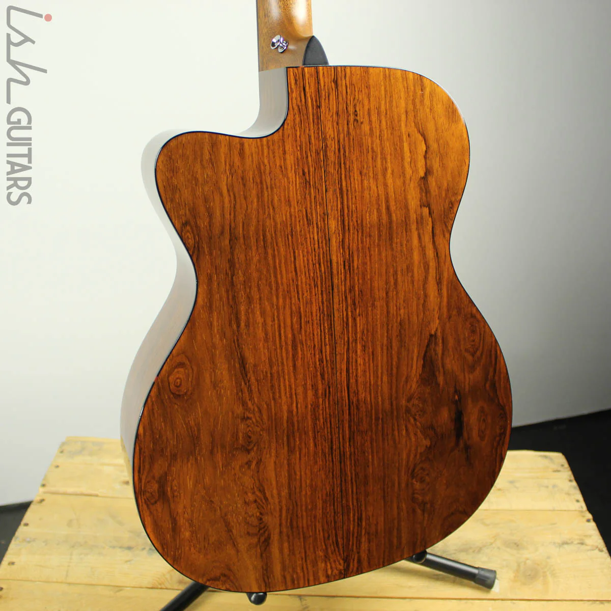 Martin Custom Shop 000-18 Cutaway Cocobolo Back Sitka Spruce Top (DEMO VIDEO) - Image 8