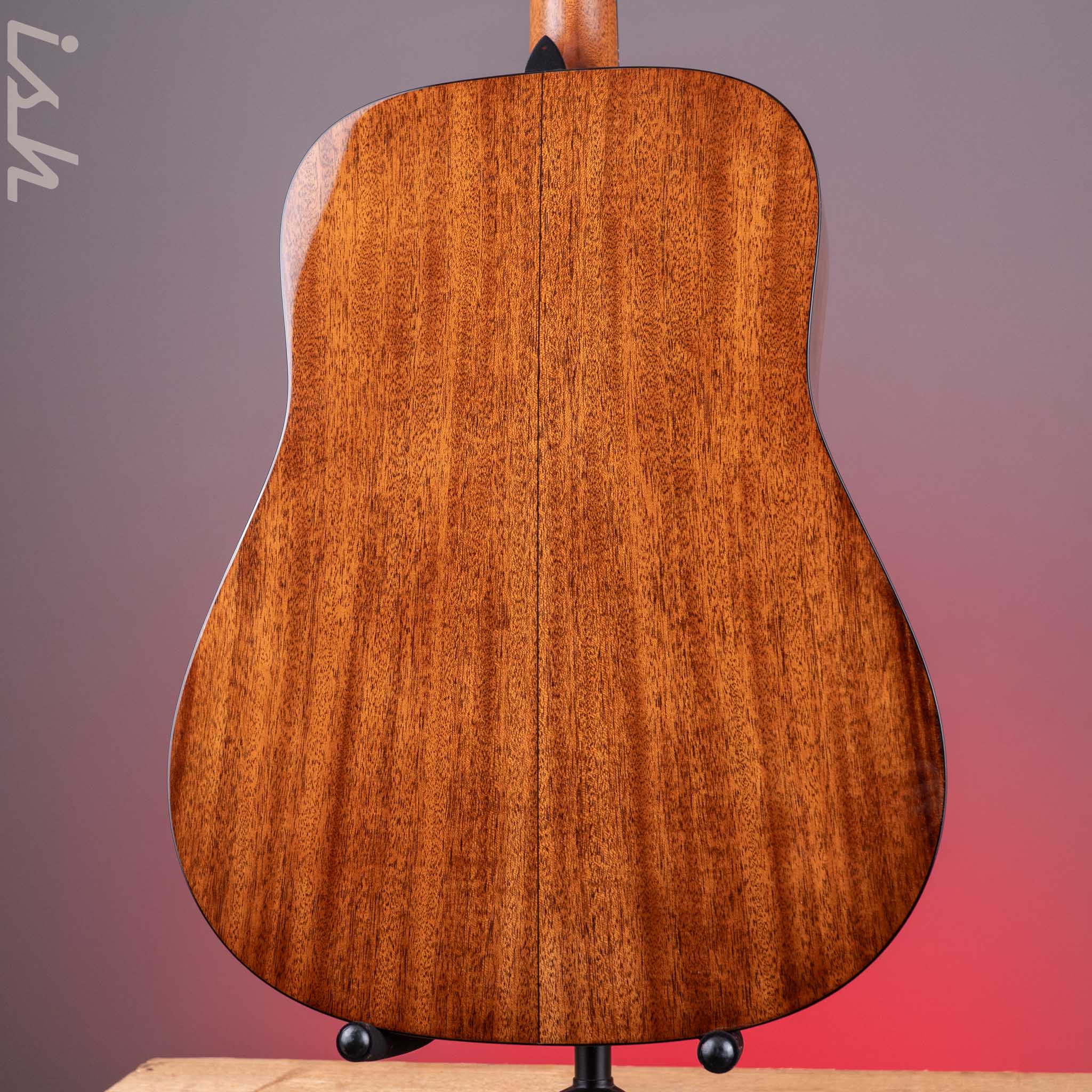 Martin D-18 Molly Tuttle Acoustic Guitar Vintage Sunburst - Image 10