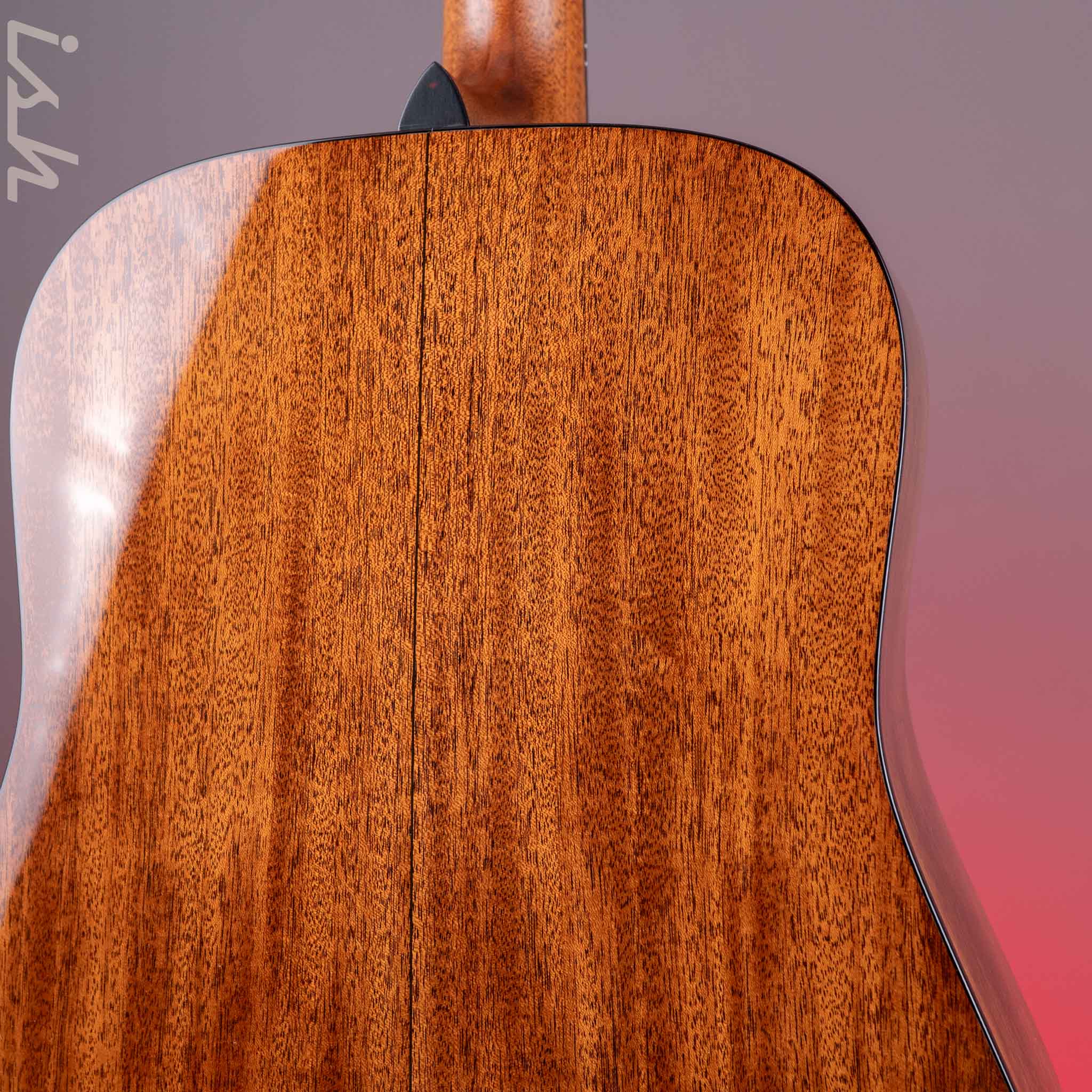 Martin D-18 Molly Tuttle Acoustic Guitar Vintage Sunburst - Image 11