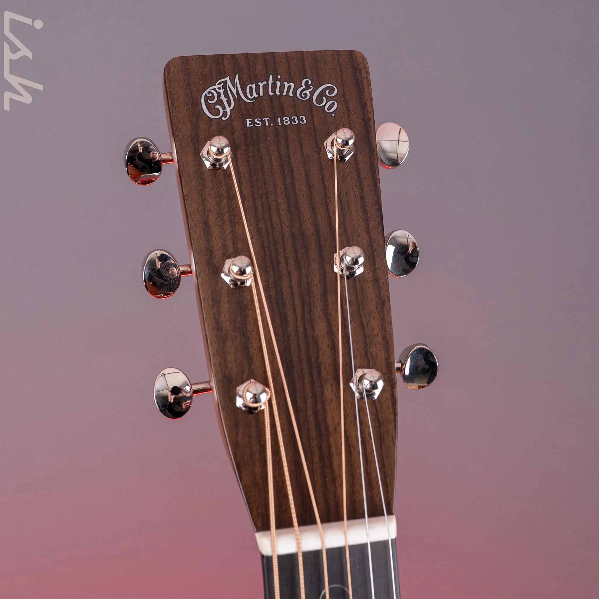 Martin D-18 Molly Tuttle Acoustic Guitar Vintage Sunburst - Image 8