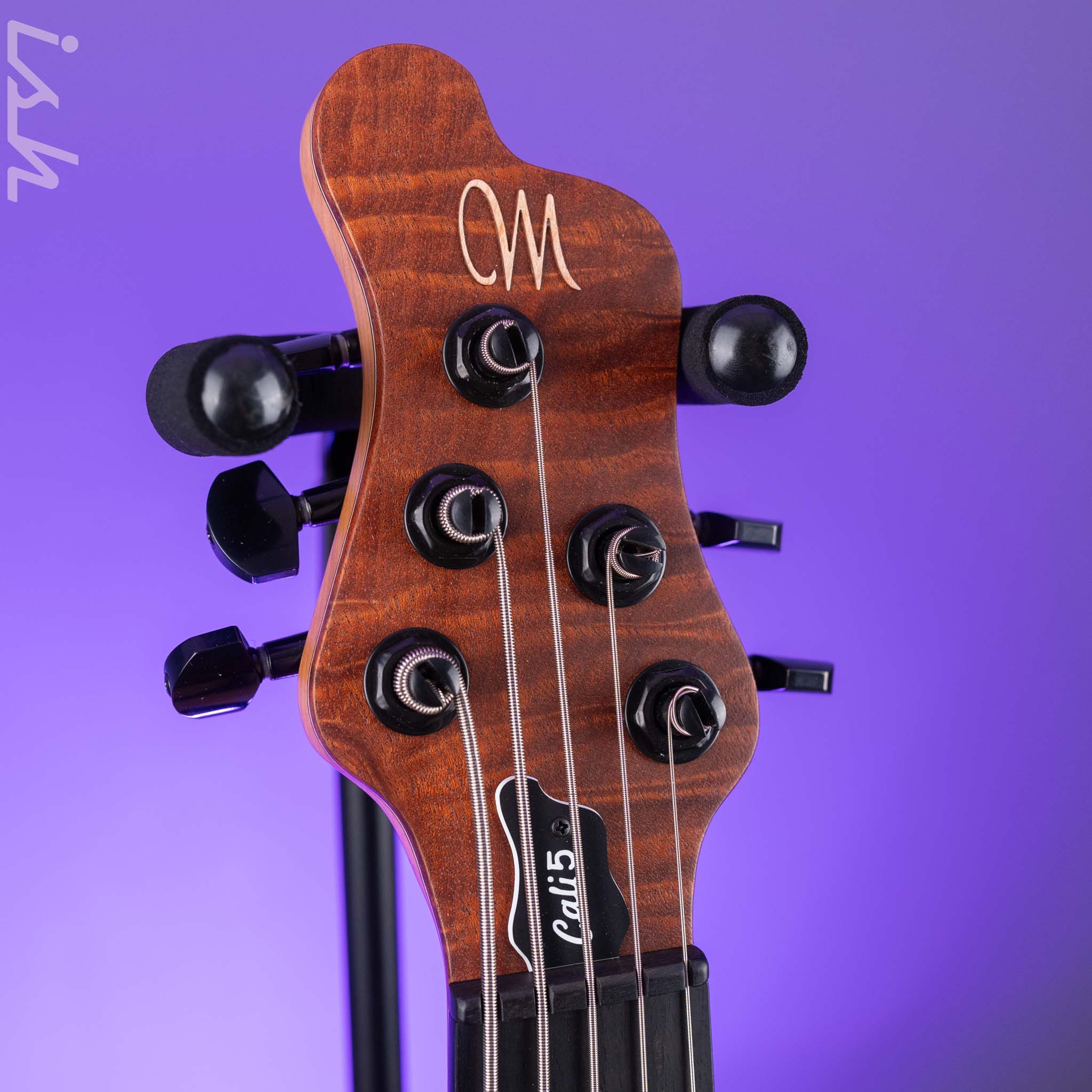 Mayones Cali 5 Fretless Mini Bass Quilted Maple - Image 6