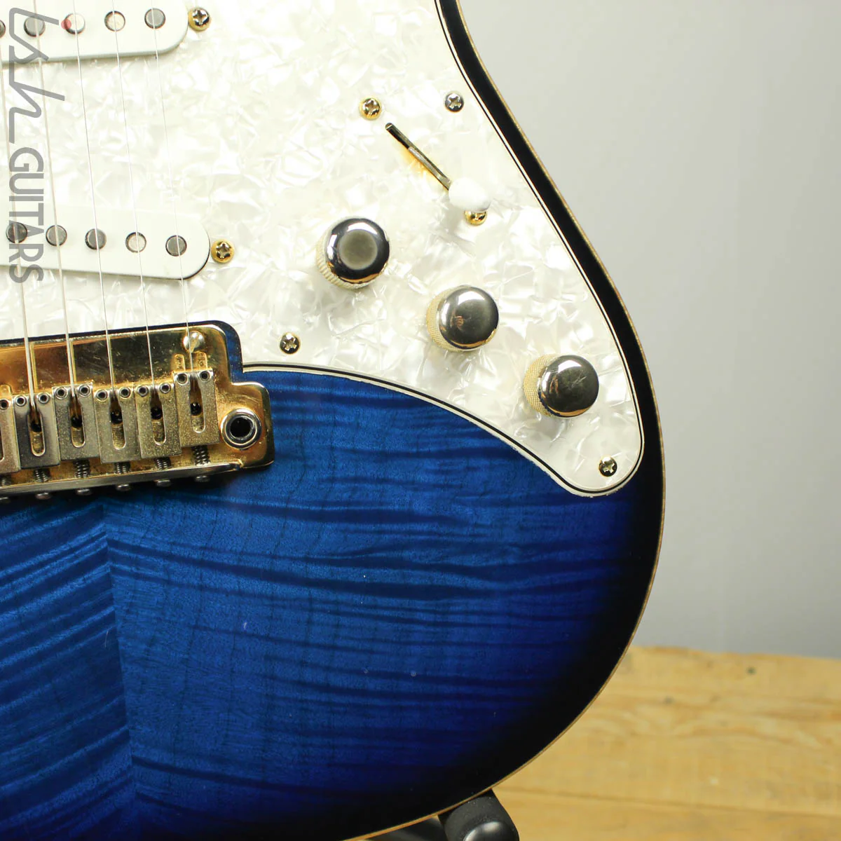 Melancon Classic Artist Strat Flame Maple Top Blueburst - Image 4