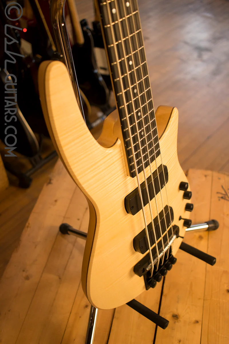 NS Designs CR5 Bass Guitar Natural Satin Fretted Headless - Image 5