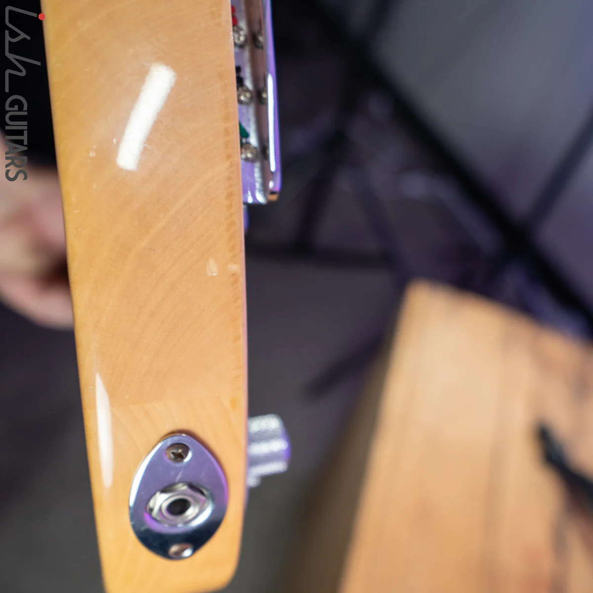 OLP 5 String Bass Natural - Image 11