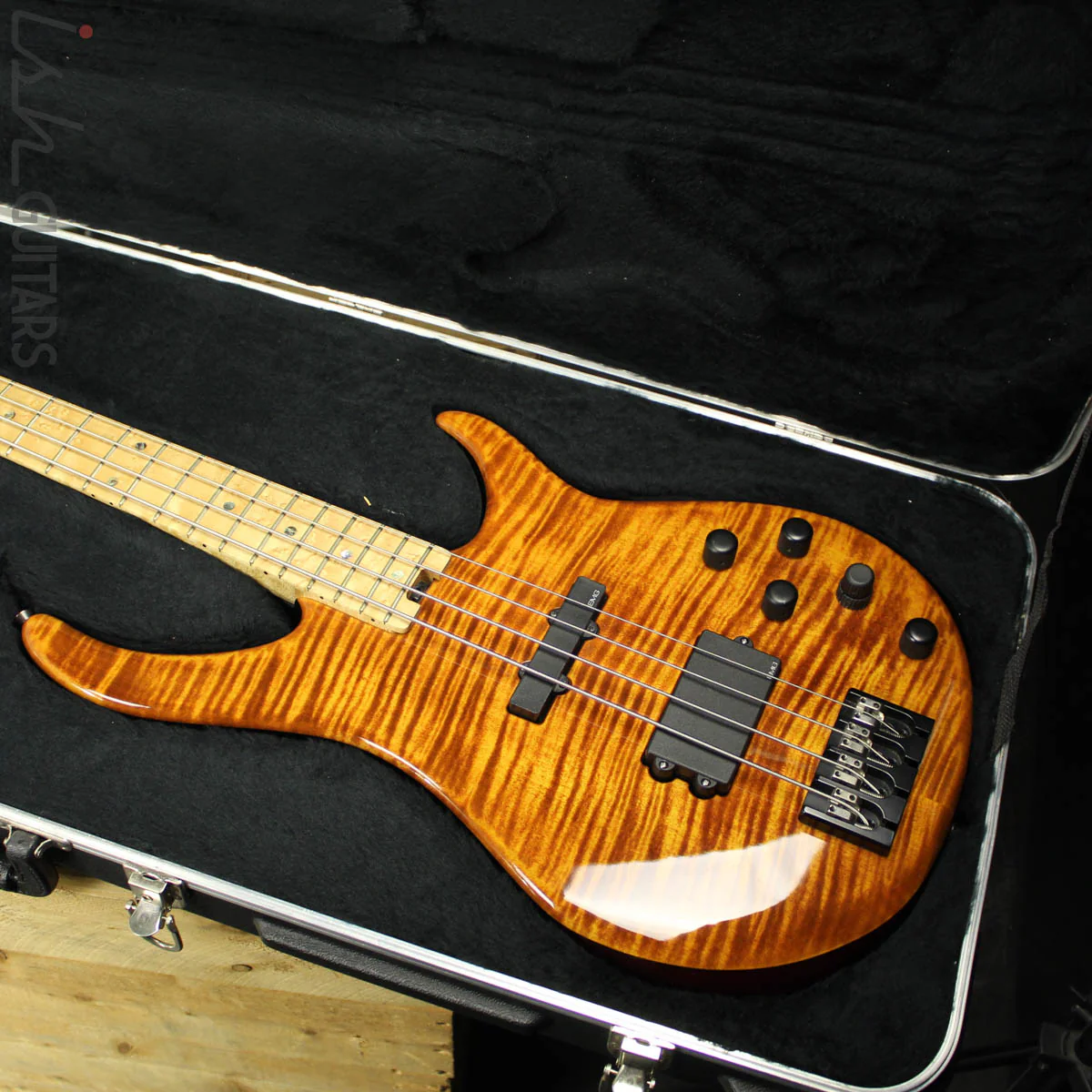 Peavey USA Millennium 4 Plus Tiger Eye Flame - Image 15