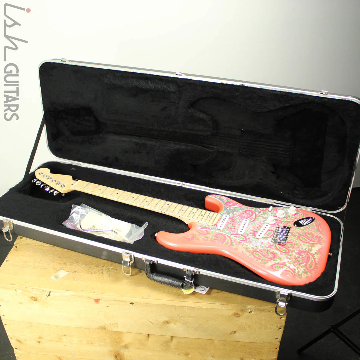 1990s/2000s CIJ Fender Pink Paisley Stratocaster Warmoth Neck Strat Electric Guitar - Image 14