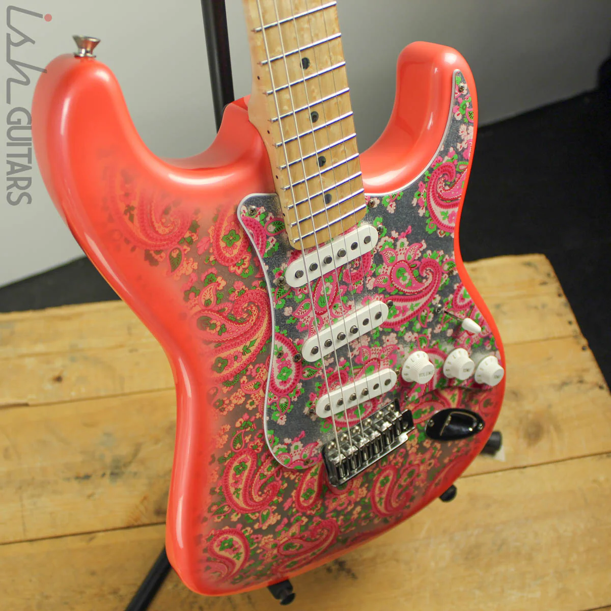 1990s/2000s CIJ Fender Pink Paisley Stratocaster Warmoth Neck Strat Electric Guitar - Image 5