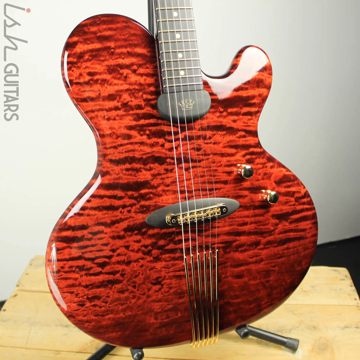 NAMM 2018 Jens Ritter The Third Rose Princess Isabella Guitar Quilted Maple 24K Gold Inlays