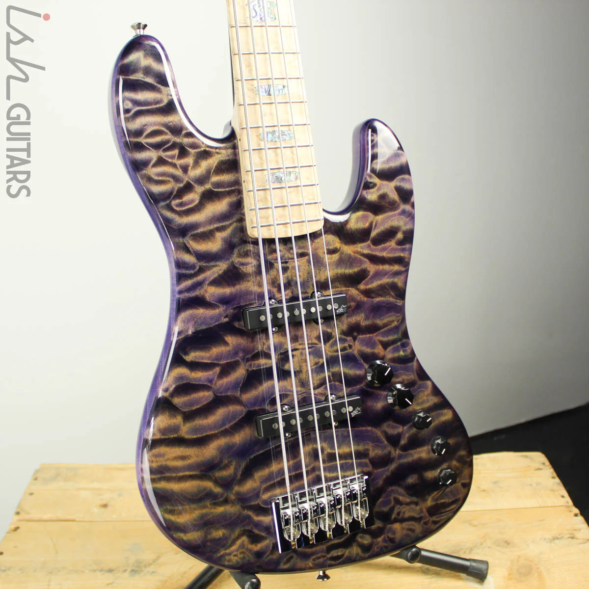 NAMM 2018 USA Spector Coda Deluxe 5 String XL Bass Guitar Ultra Violet