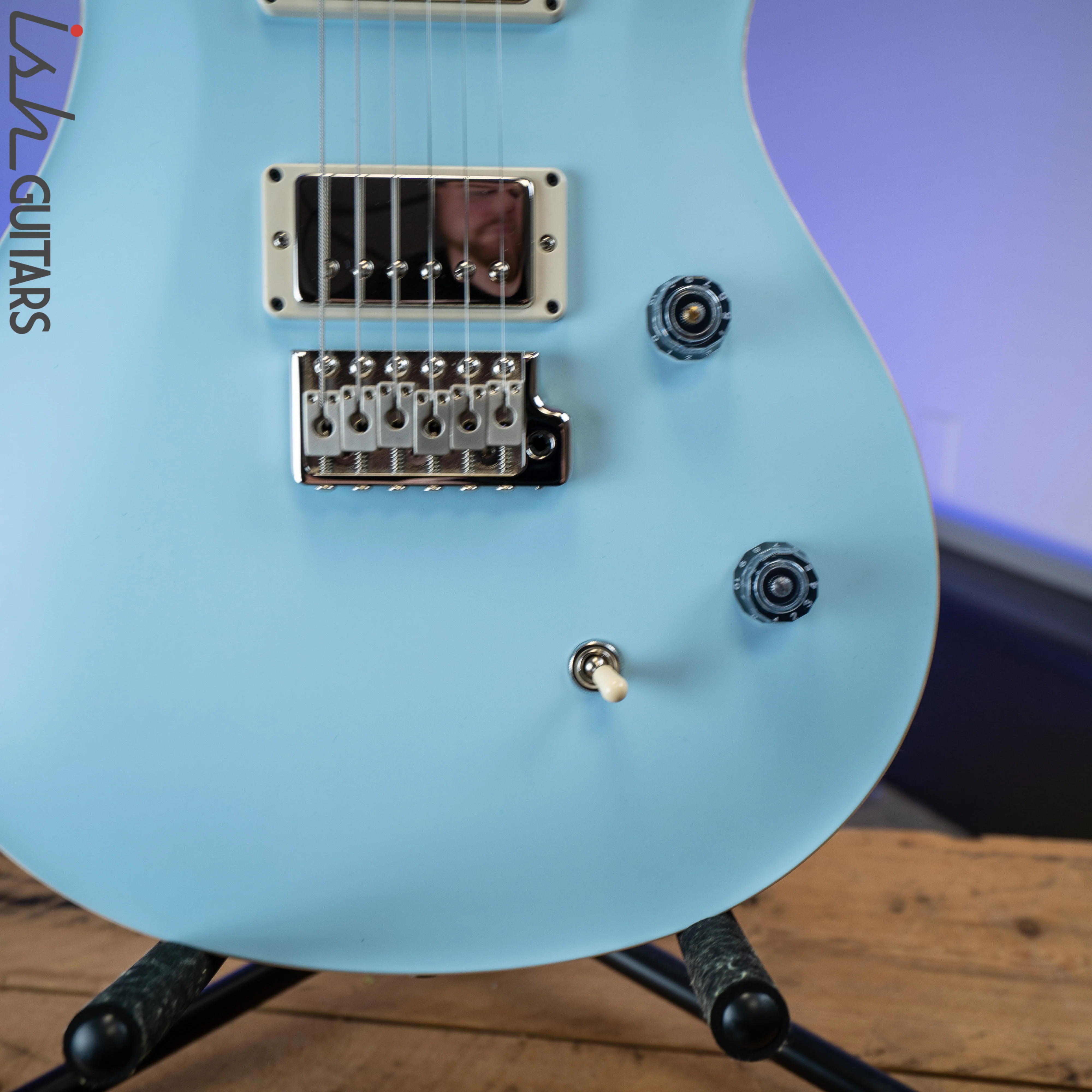 PRS CE 24 Satin Nitro 57/08 Ebony Fretboard Powder Blue - Image 4