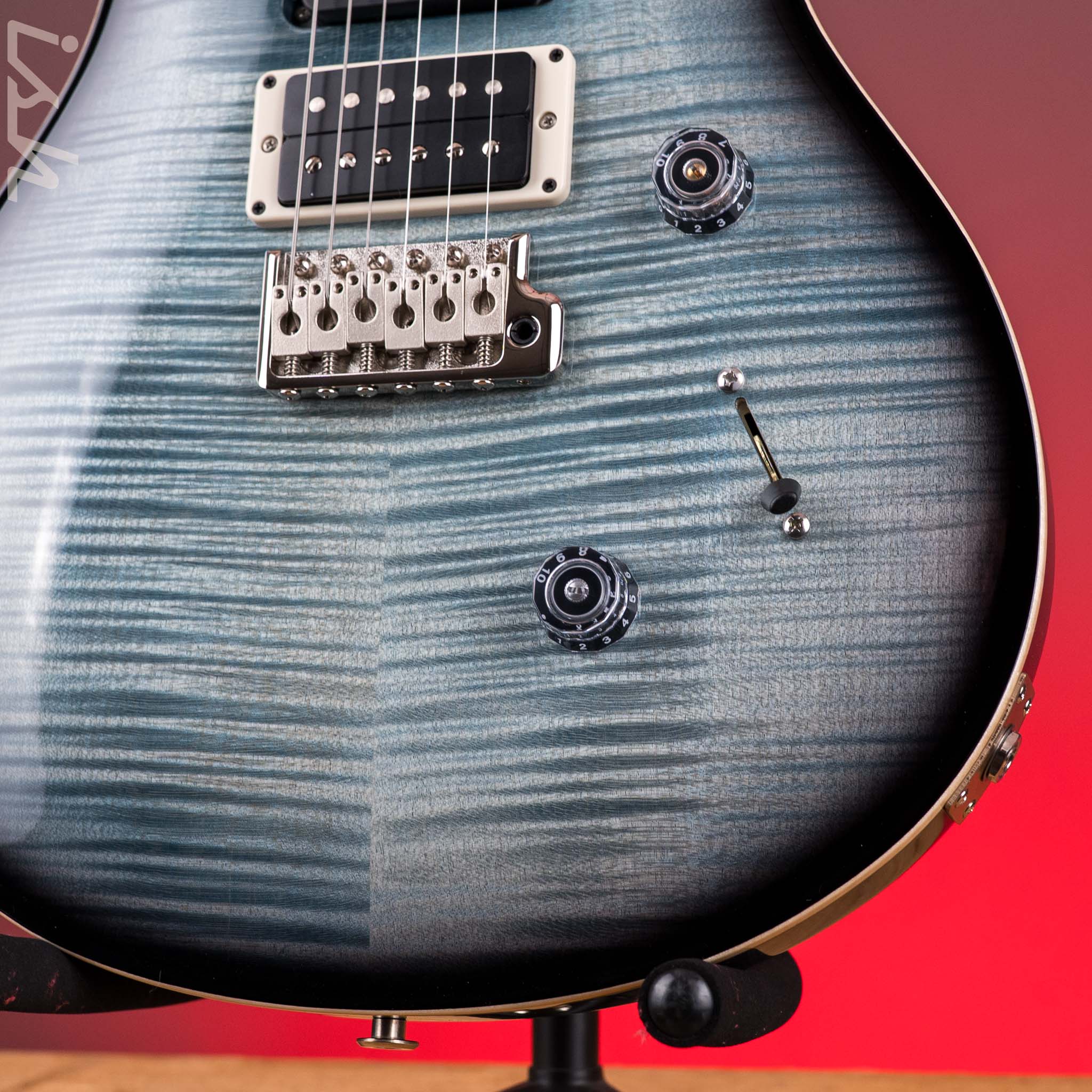 PRS CE 24 Special Limited Edition Faded Blue Smokeburst - Image 5