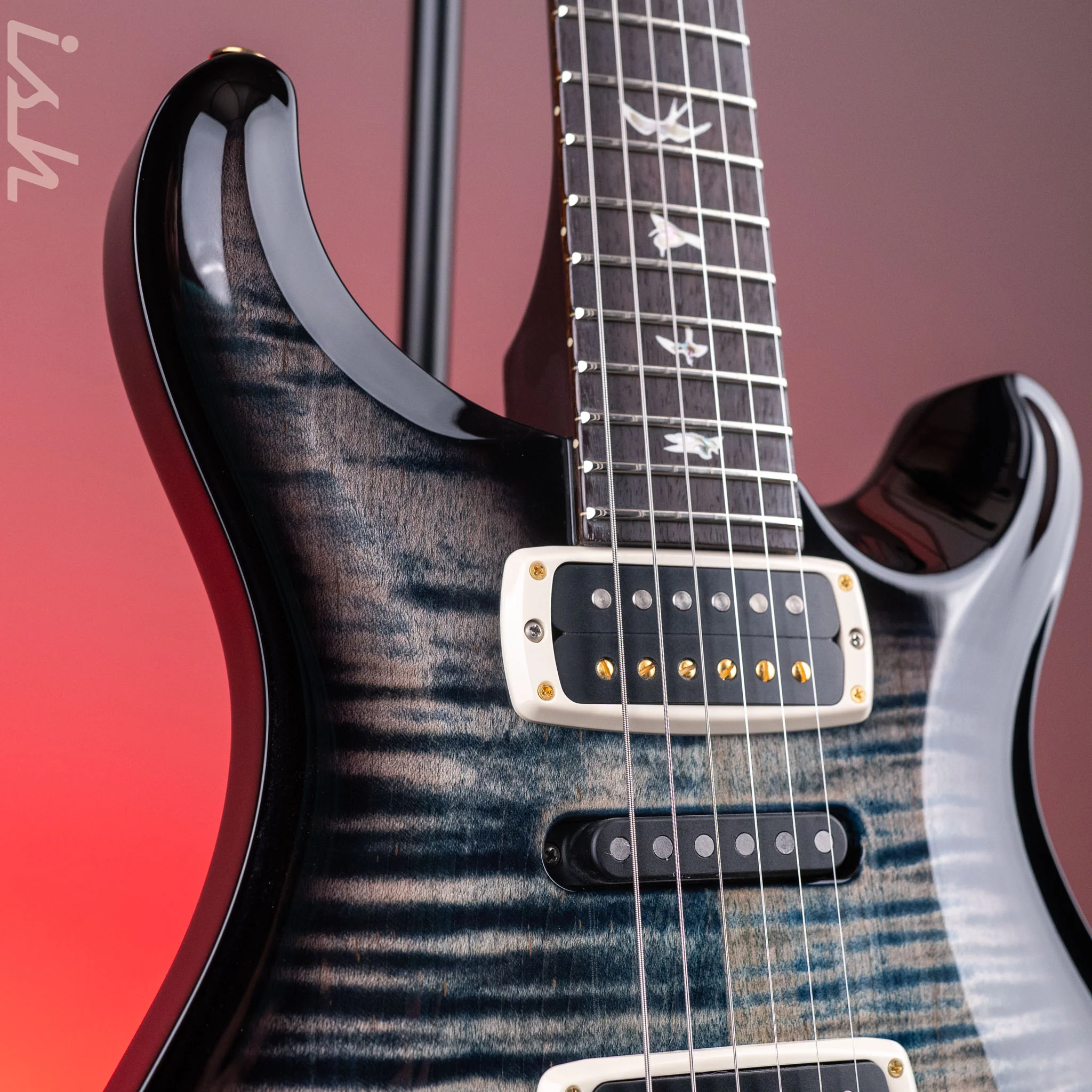 PRS Modern Eagle V 10-Top Faded Whale Blue w/ Black Wrap Burst Demo - Image 3