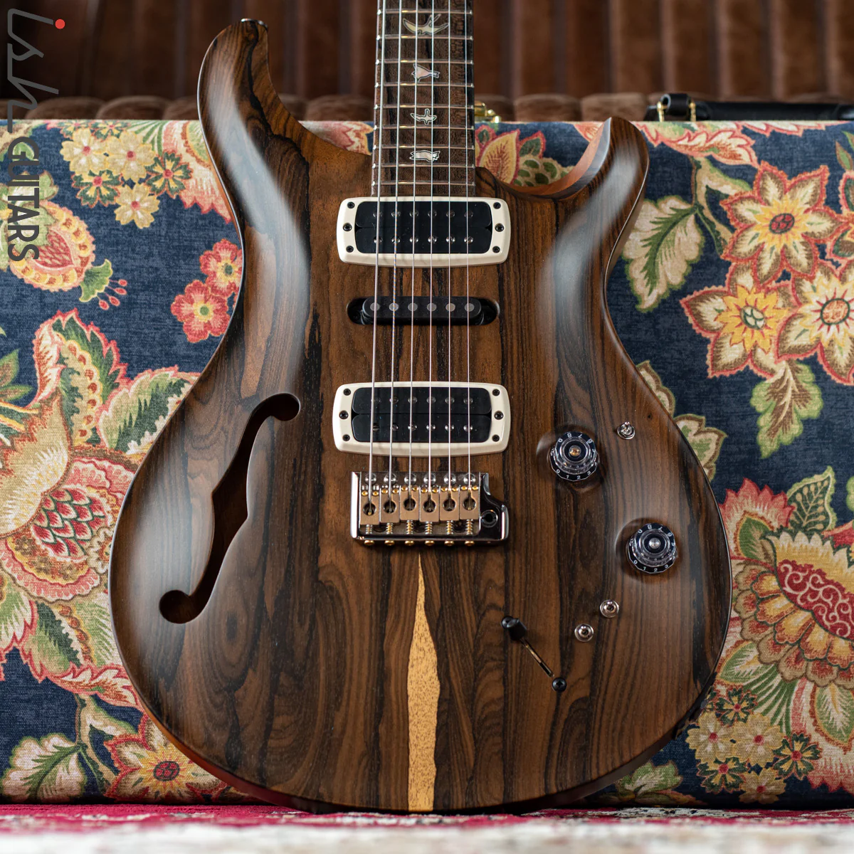 PRS Private Stock Modern Eagle V Semi-Hollow Natural Ziricote