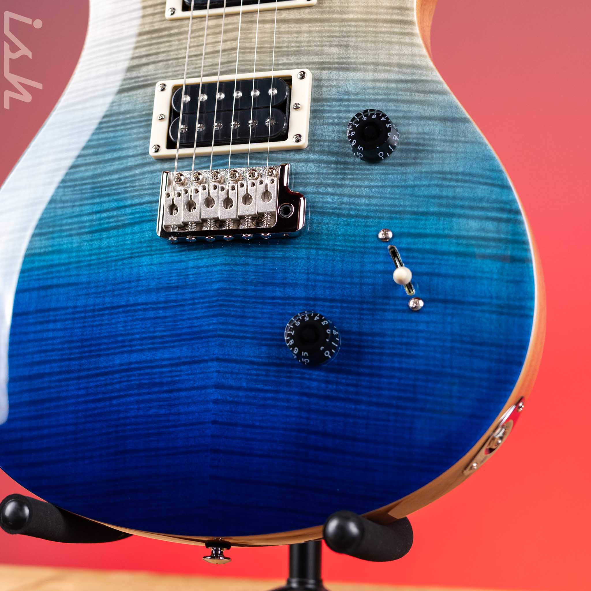 PRS SE Custom 24 Electric Guitar Blue Fade Demo - Image 4